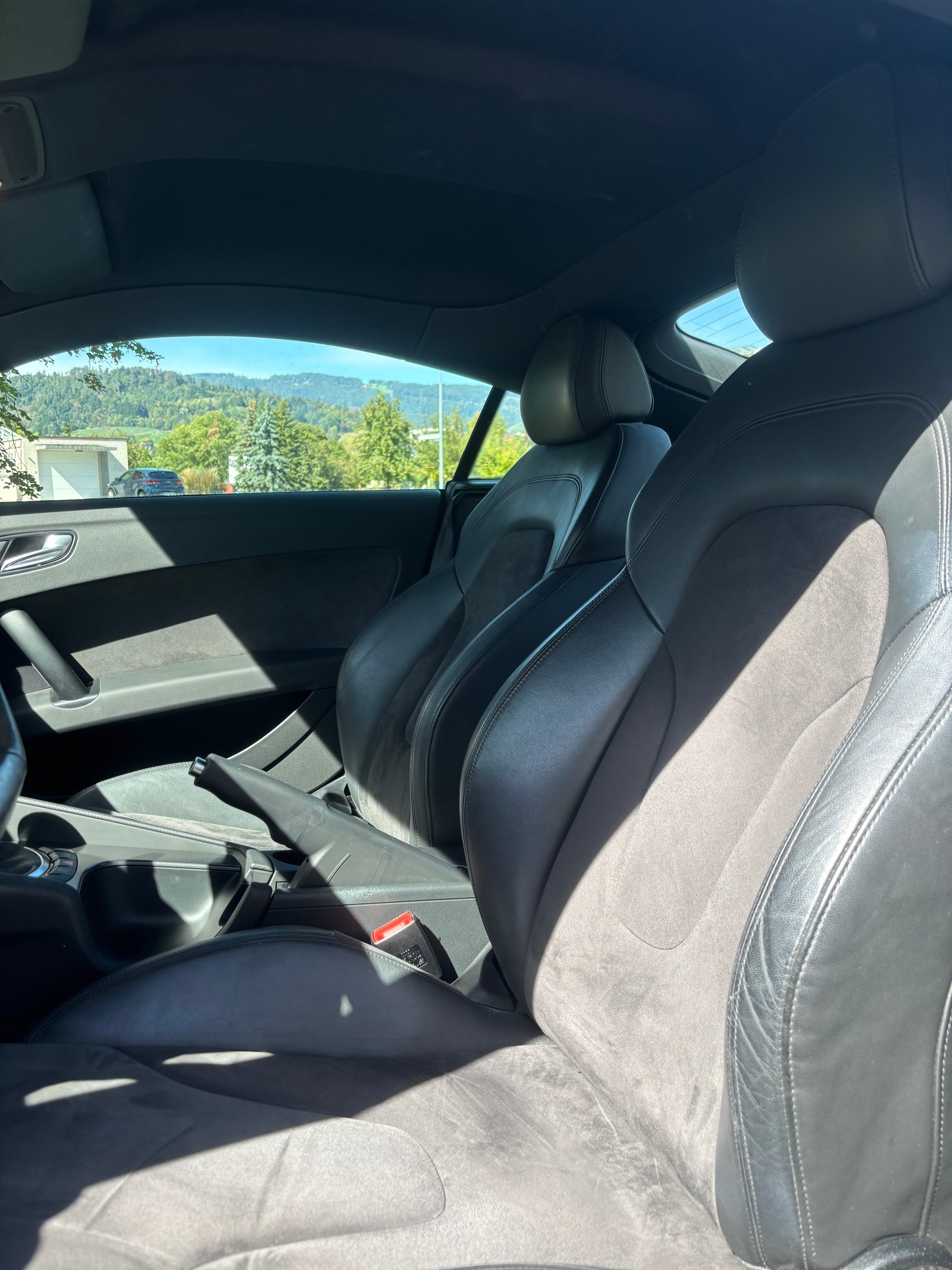 AUDI TT Coupé 2.0 TFSI-image-14