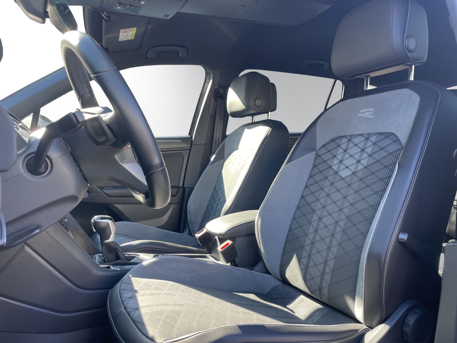 VW TIGUAN ALLSPACE 2.0 TSI R-LINE 4MOTION DSG – SPORTLICHER ALLROUNDER MIT 4MOTION | R-LINE-AUSFÜHRUNG |7 PLÄTZER-image-7