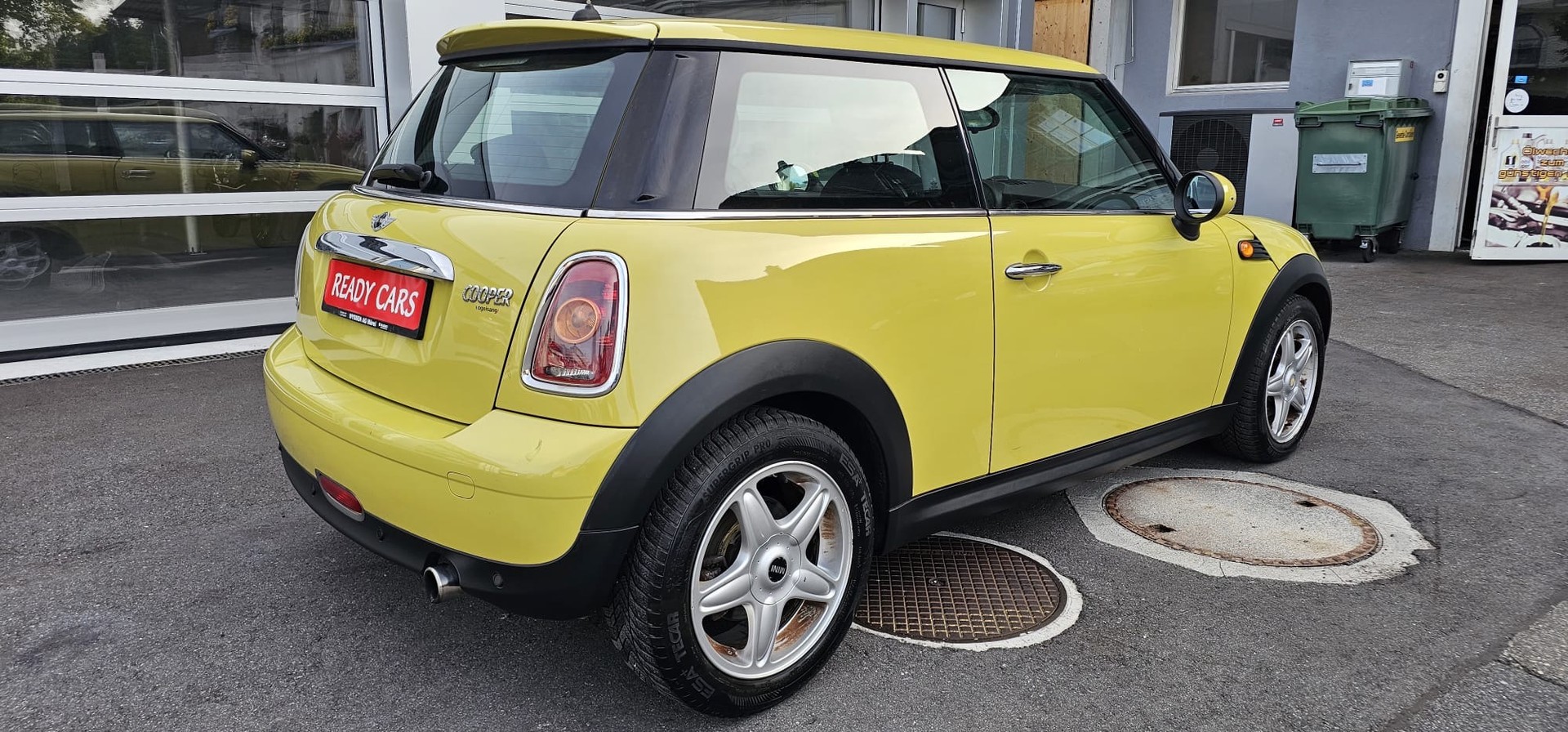 MINI Cooper Steptronic-image-6
