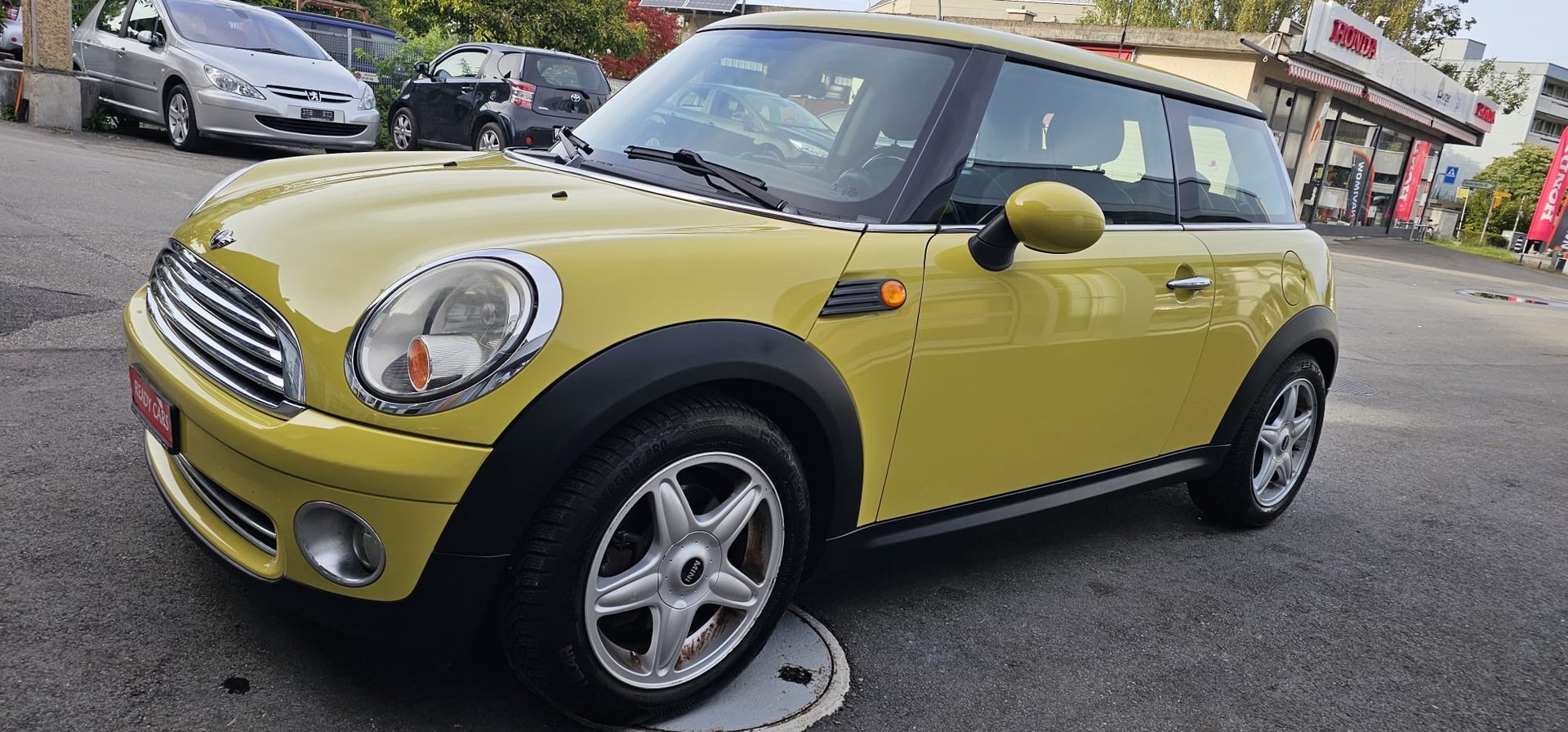 MINI Cooper Steptronic-image-1