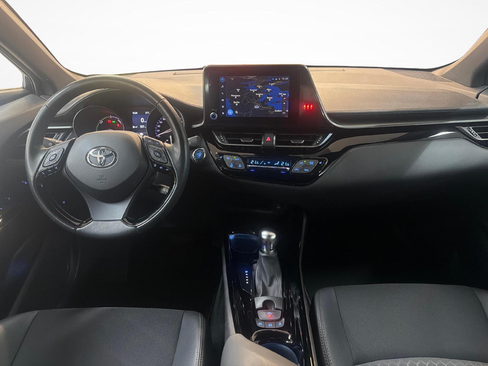 TOYOTA C-HR 1.8 VVTi HSD Trend-image-8