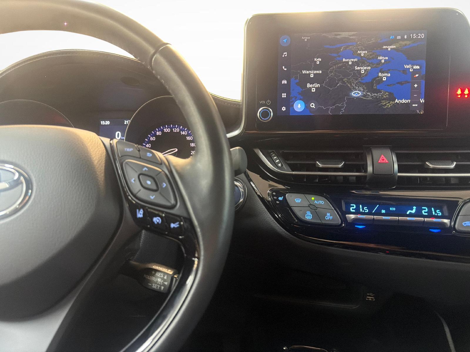 TOYOTA C-HR 1.8 VVTi HSD Trend-image-15
