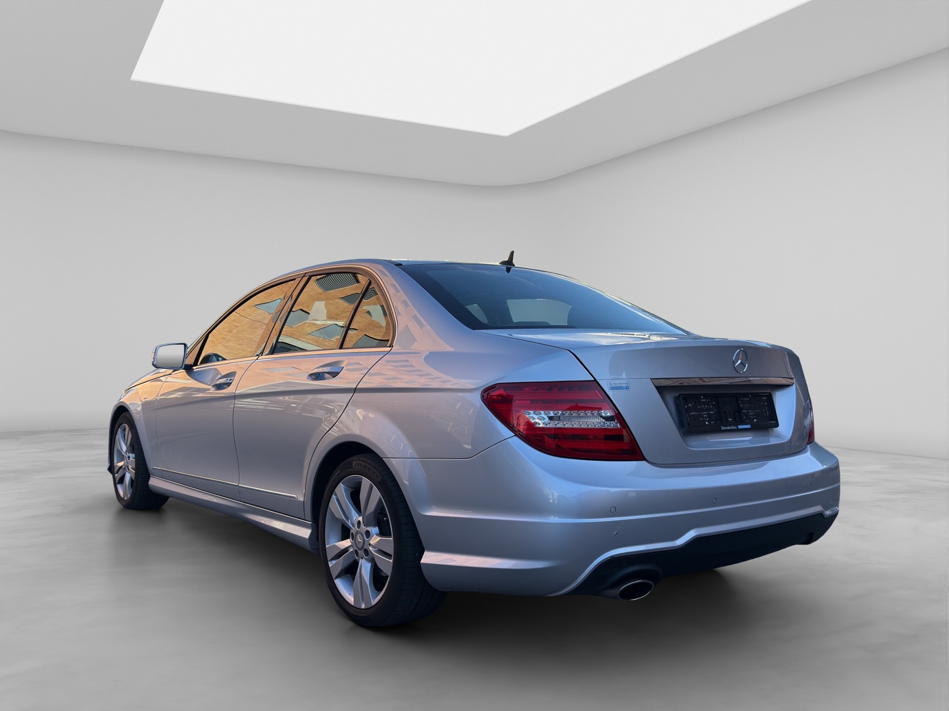 MERCEDES-BENZ C 180 7G-Tronic-image-3