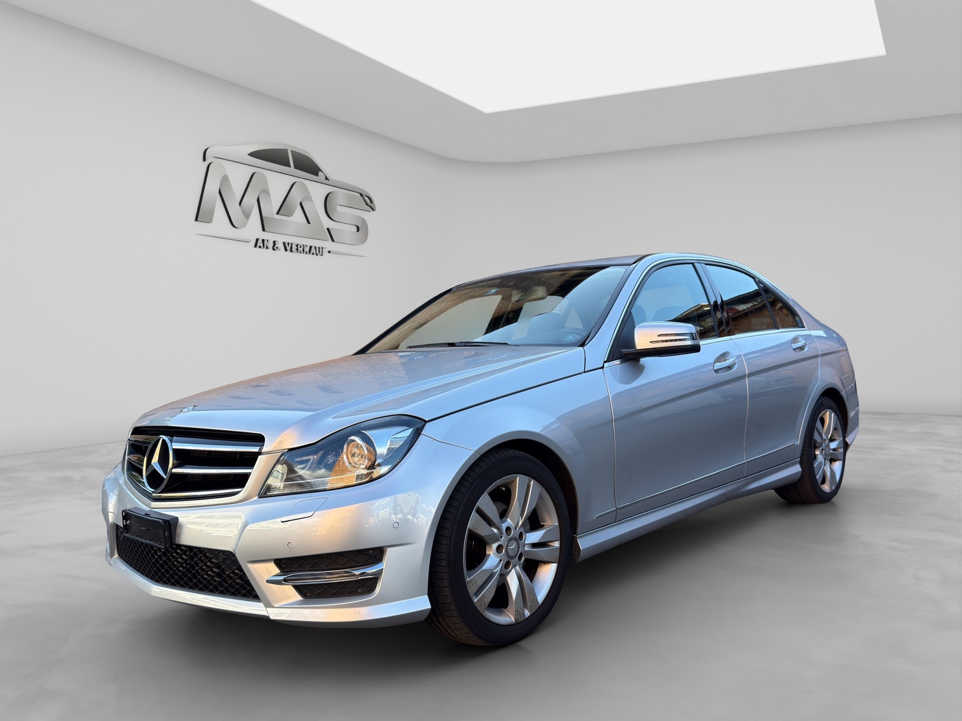 MERCEDES-BENZ C 180 7G-Tronic-image-0