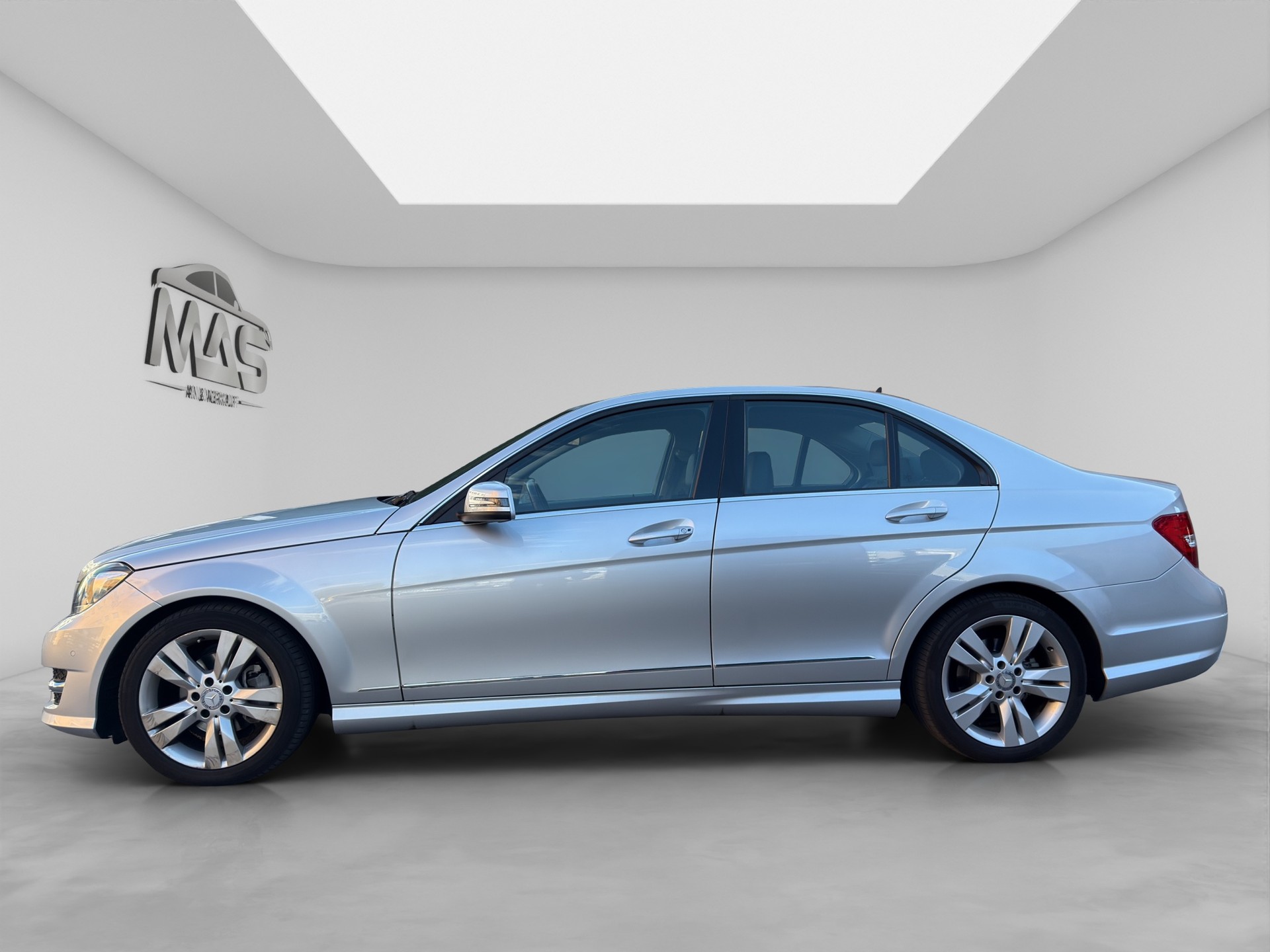 MERCEDES-BENZ C 180 7G-Tronic-image-2