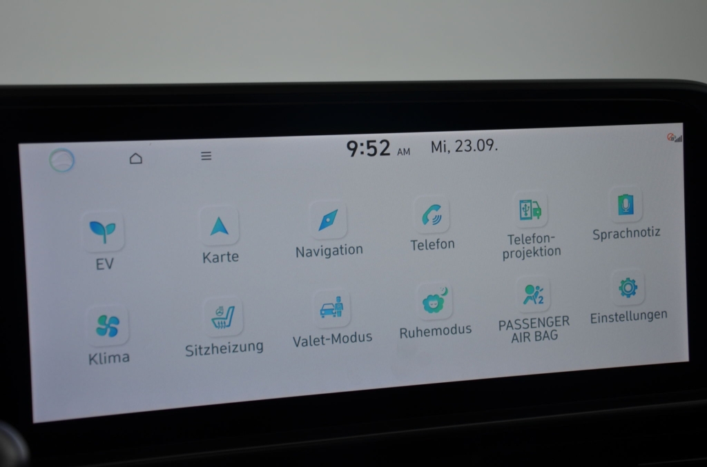 HYUNDAI Ioniq 6 77kWh Plus Line 4WD-image-15