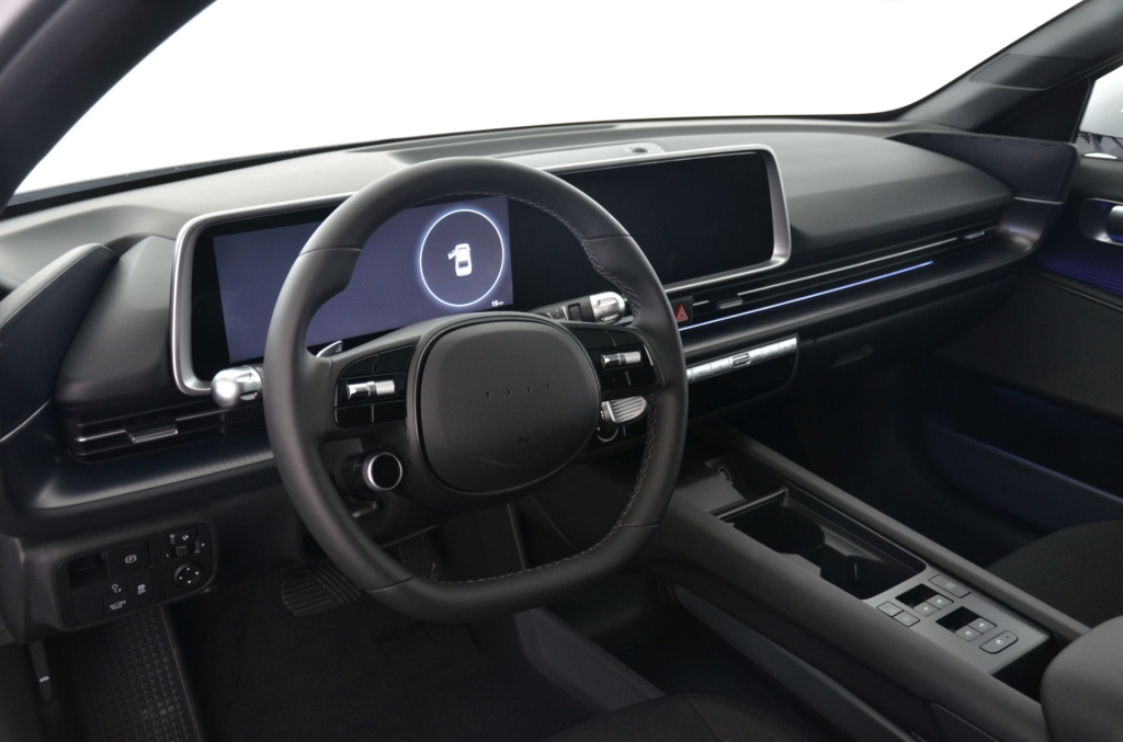 HYUNDAI Ioniq 6 77kWh Plus Line 4WD-image-10