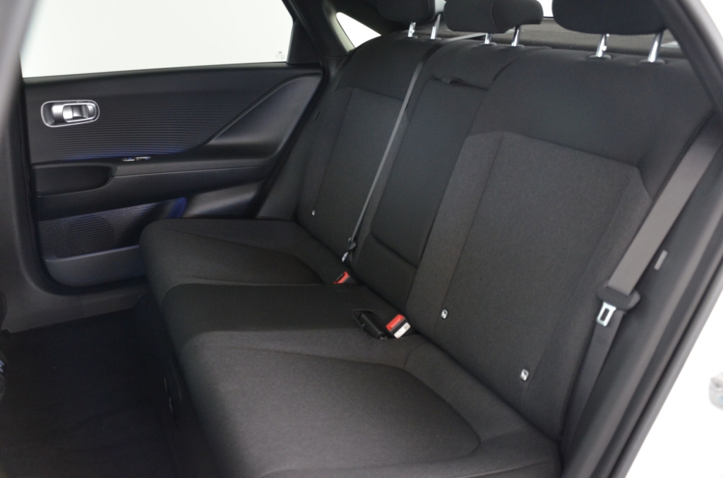 HYUNDAI Ioniq 6 77kWh Plus Line 4WD-image-14
