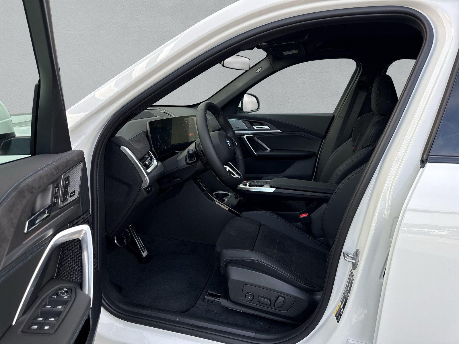 BMW X1 xDrive 25e M Sport-image-11