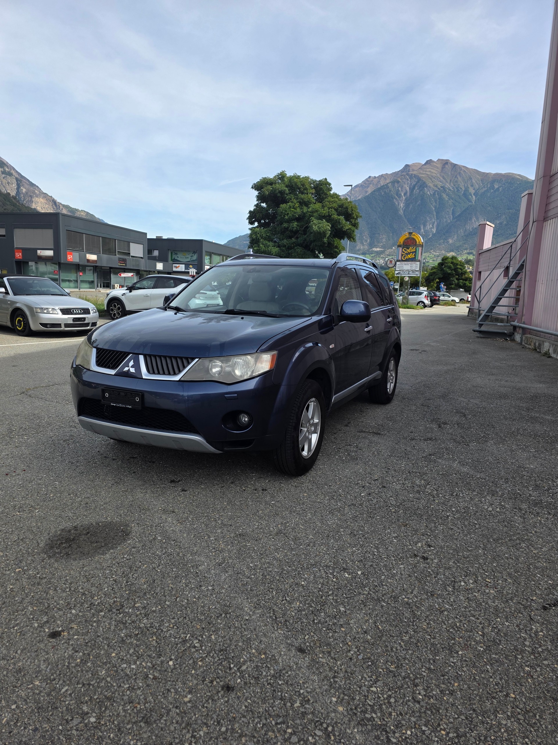 MITSUBISHI Outlander 2.4 Intense 4WD-image-0