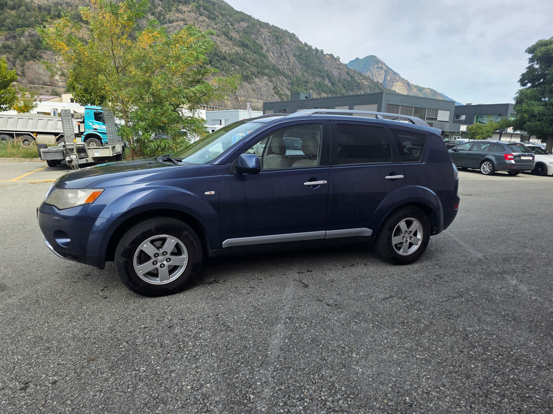MITSUBISHI Outlander 2.4 Intense 4WD-image-4