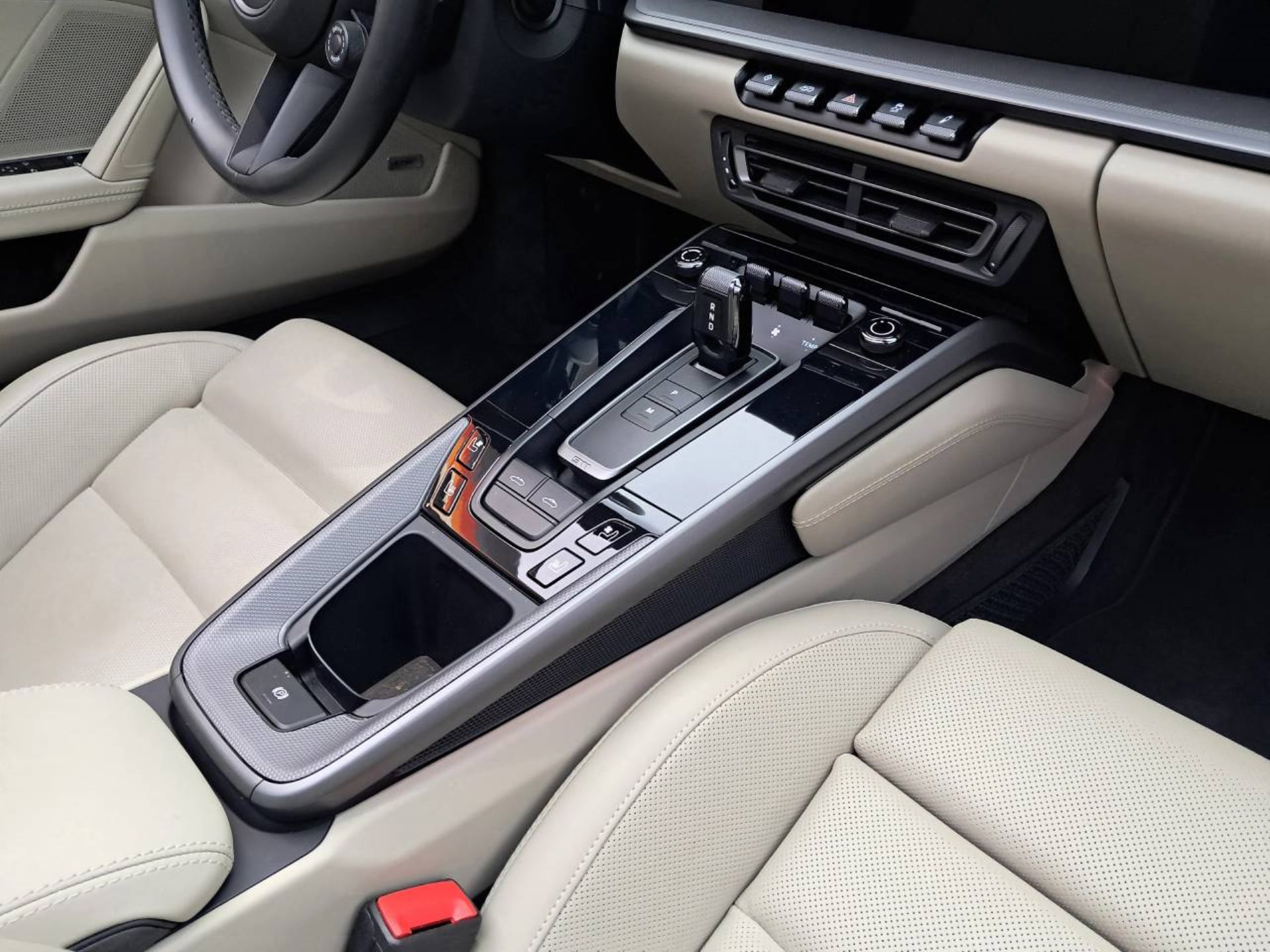 PORSCHE 911 Targa 4S-image-19