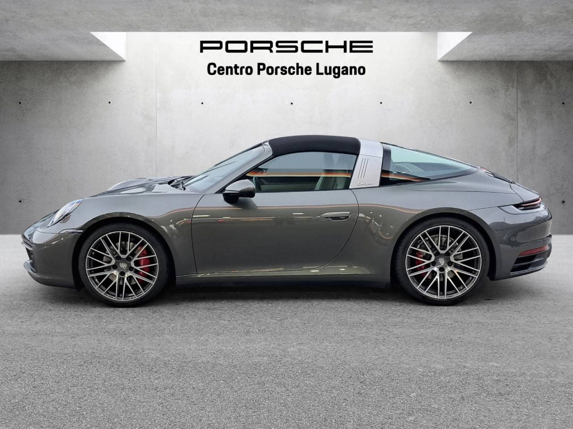 PORSCHE 911 Targa 4S-image-12