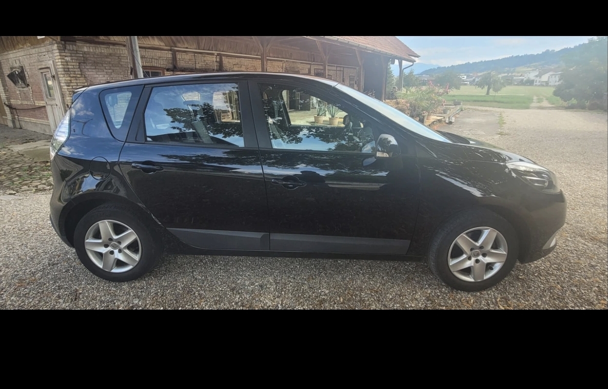 RENAULT Scénic 1.2 16V Turbo Dynamique-image-3