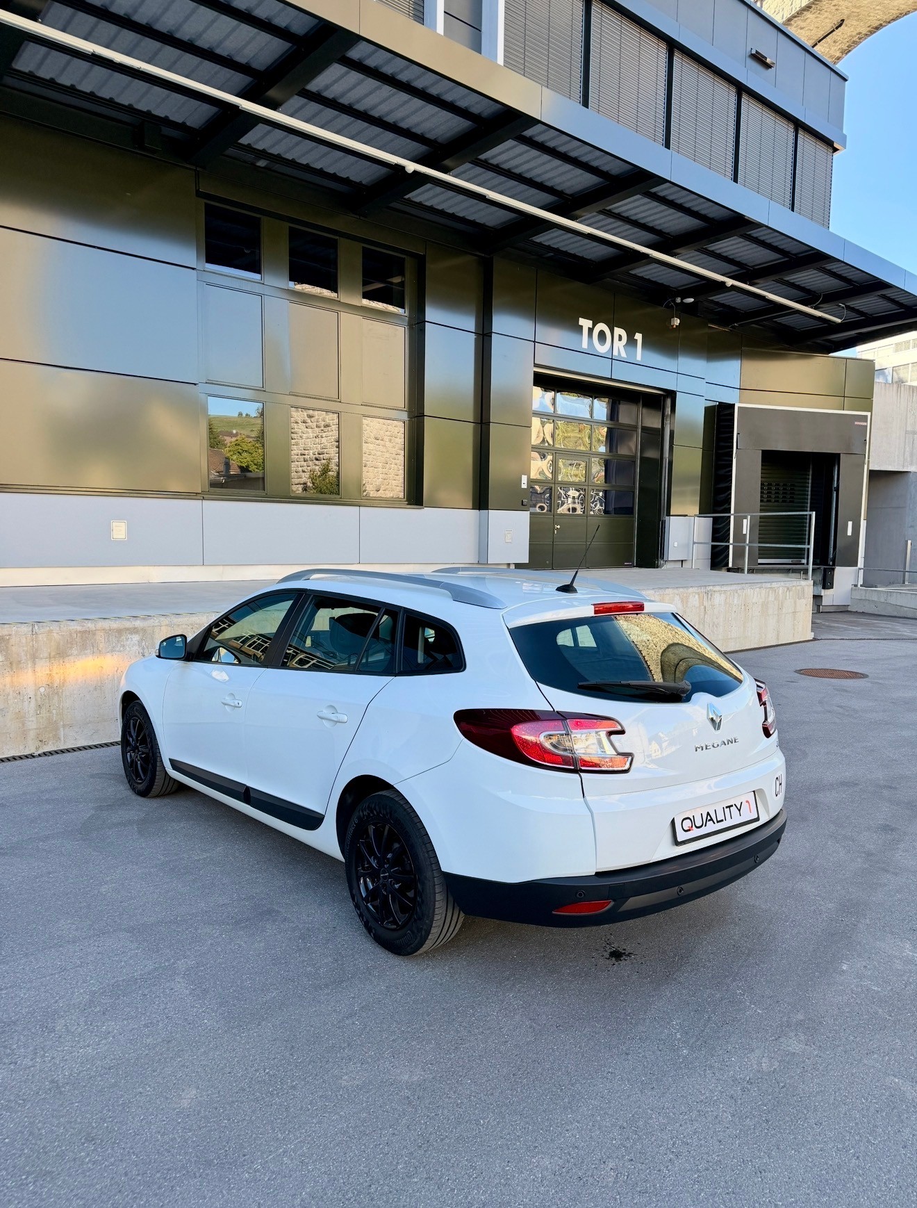 RENAULT Mégane Grandtour 1.5 dCi Expression EDC-image-6