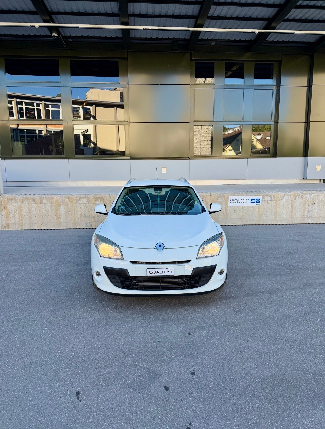 RENAULT Mégane Grandtour 1.5 dCi Expression EDC-image-1