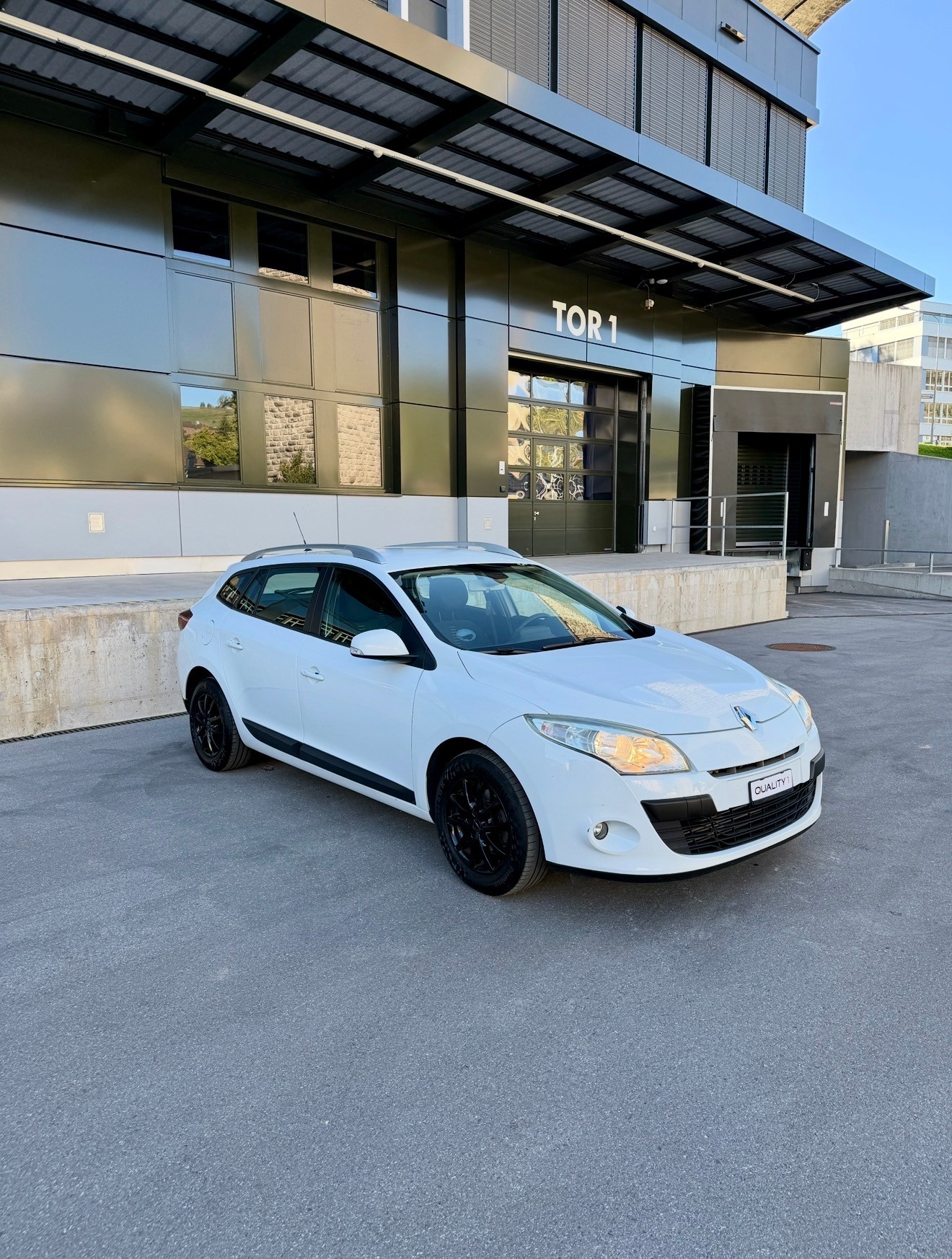 RENAULT Mégane Grandtour 1.5 dCi Expression EDC-image-2