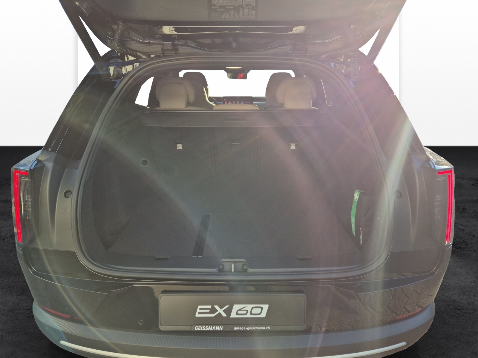 VOLVO EX60 Twin Ultra AWD-image-15