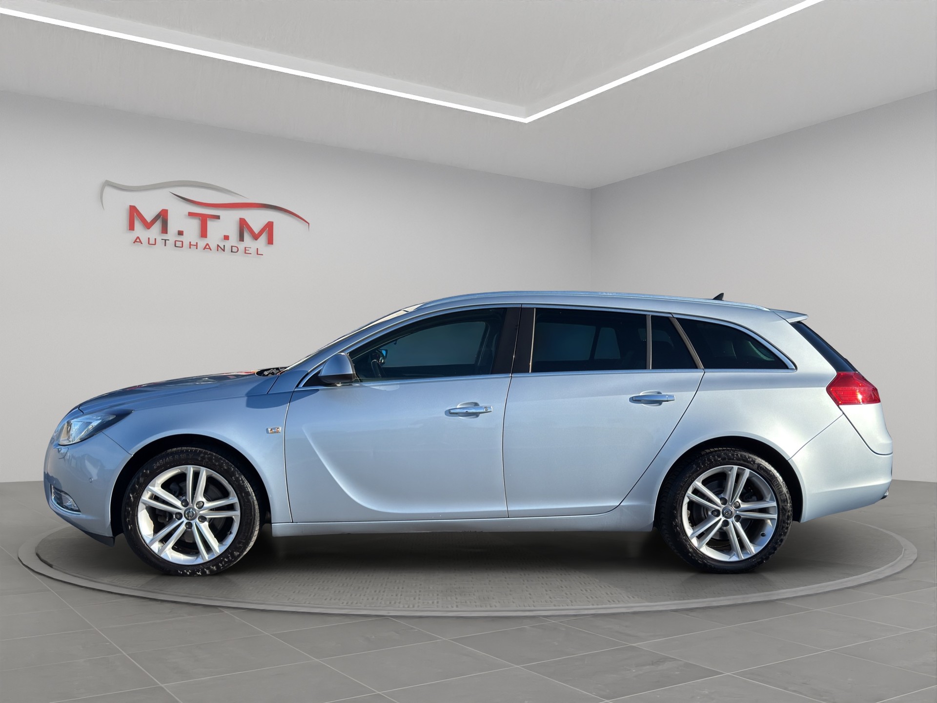 OPEL Insignia ST 2.0 Turbo Sport 4WD Aut.-image-7