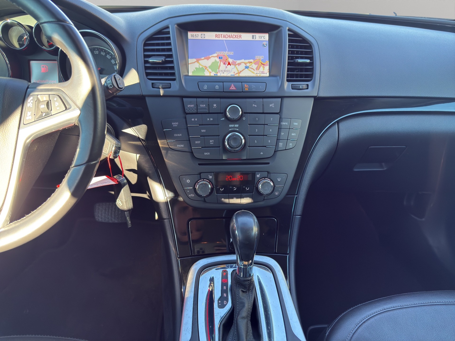 OPEL Insignia ST 2.0 Turbo Sport 4WD Aut.-image-20