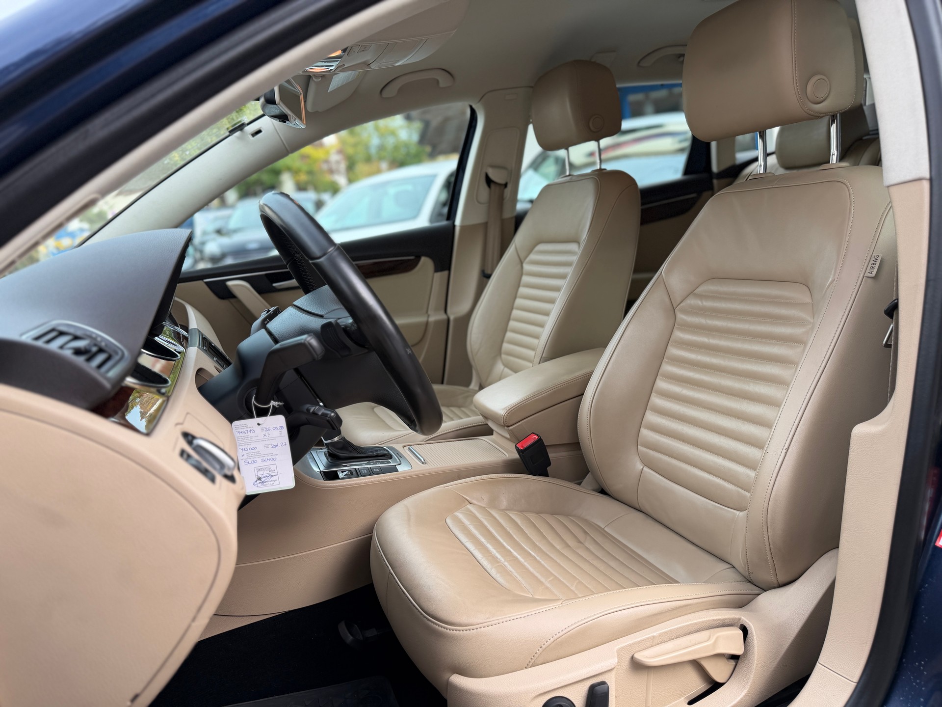 VW Passat Variant 3.6 FSI Highline 4Motion DSG-image-5