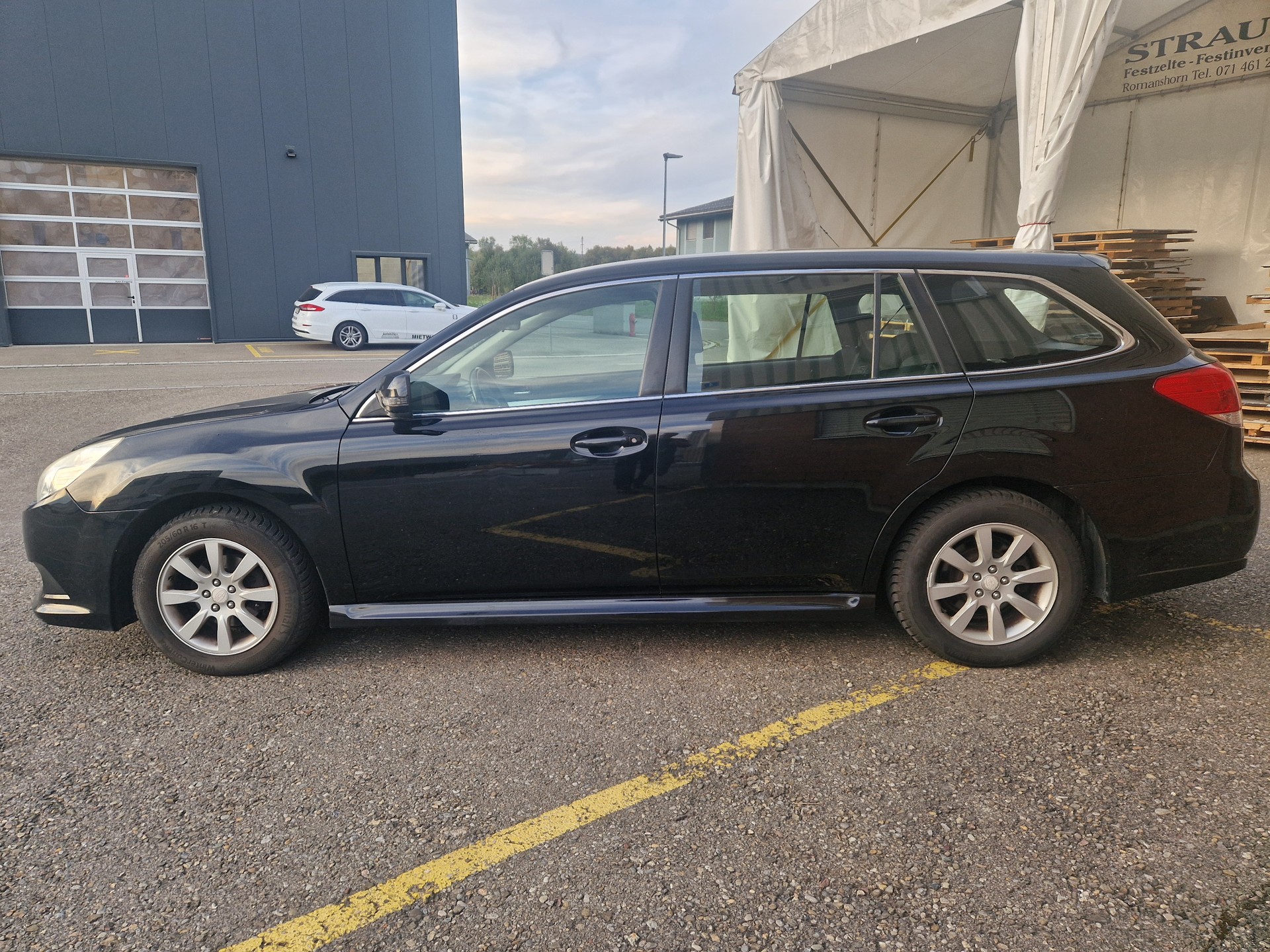 SUBARU Legacy 2.0i Limited AWD Lineartronic-image-2