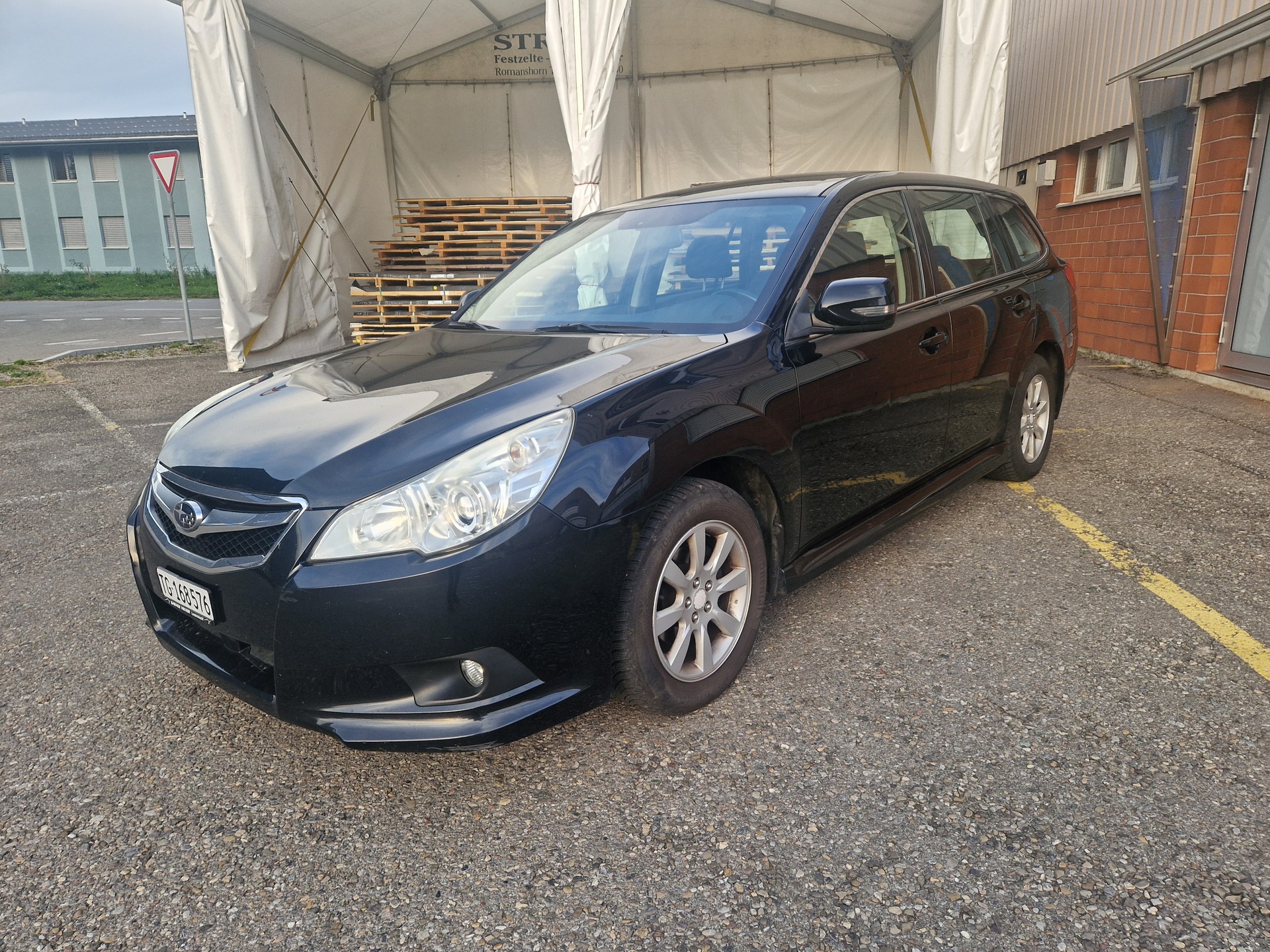 SUBARU Legacy 2.0i Limited AWD Lineartronic-image-1