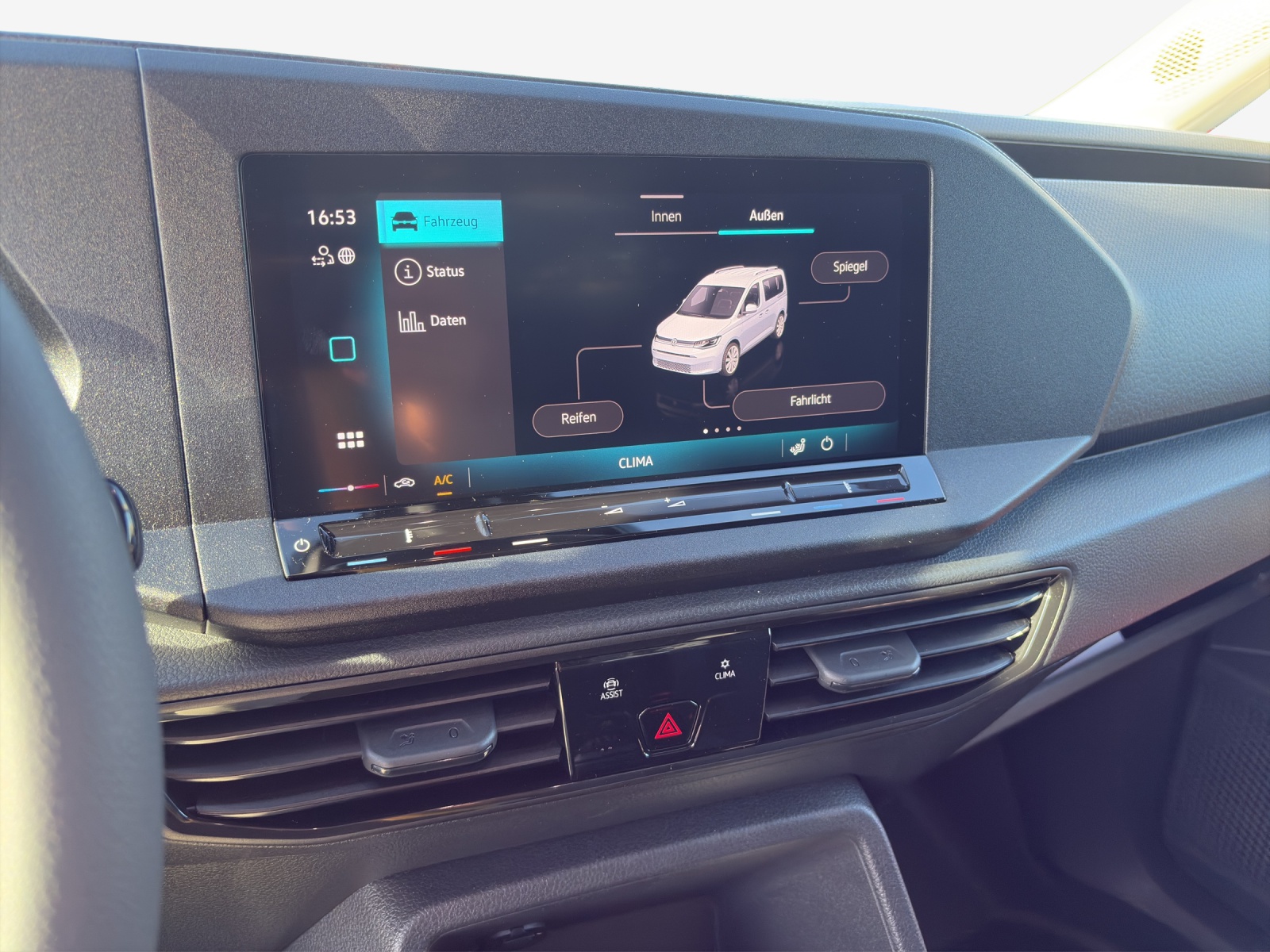 VW Caddy Cargo 2.0TDI 4Motion-image-10