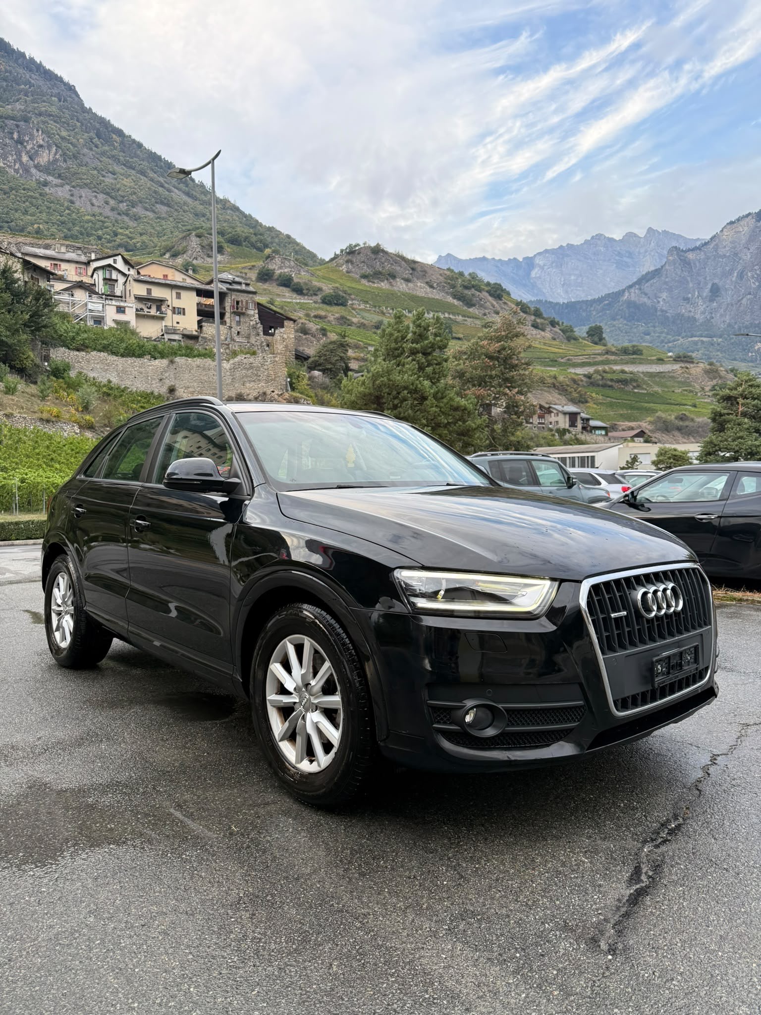 AUDI Q3 2.0 TDI Start quattro S-tronic-image-1
