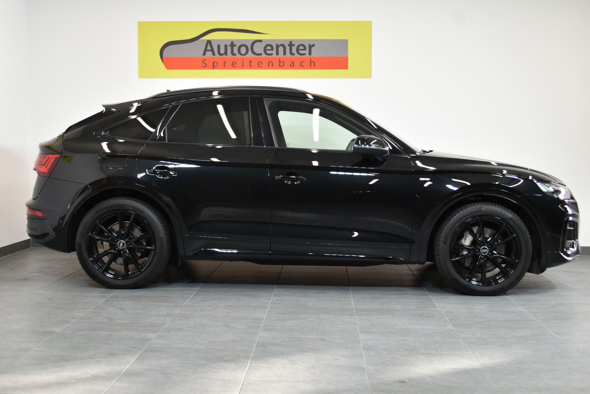 AUDI Q5 Sportback 50 TFSI e PHEV S line quattro S-tronic-image-13