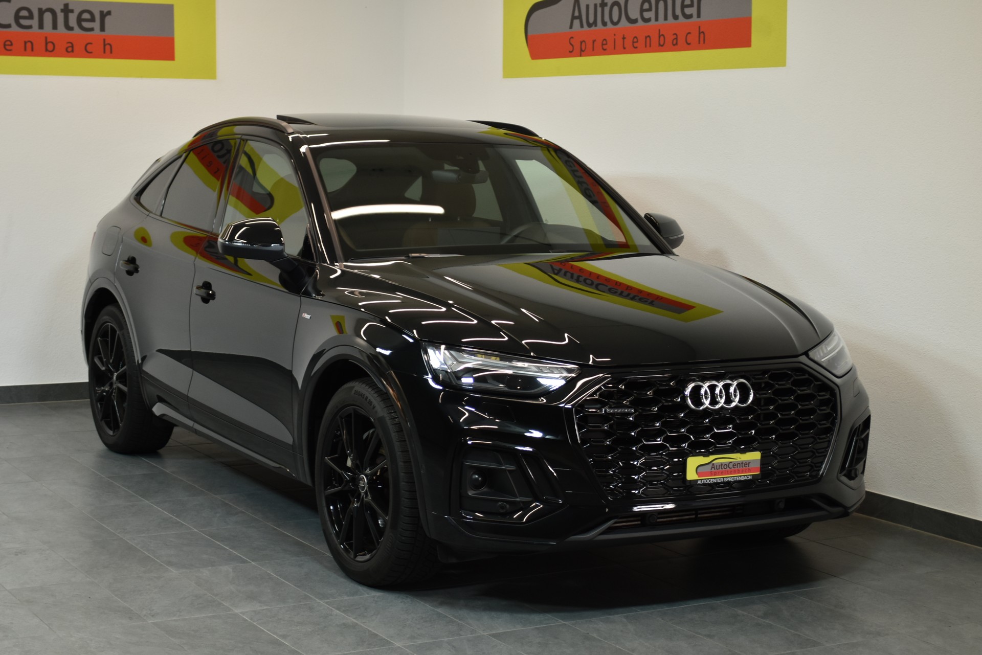 AUDI Q5 Sportback 50 TFSI e PHEV S line quattro S-tronic-image-0