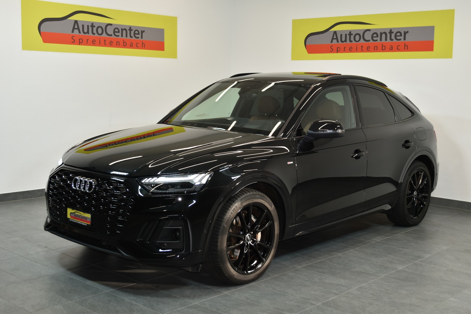 AUDI Q5 Sportback 50 TFSI e PHEV S line quattro S-tronic-image-1