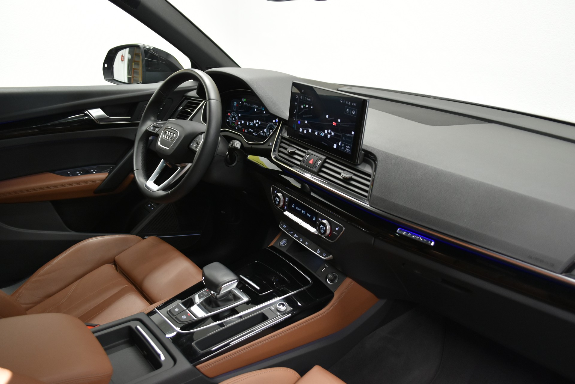 AUDI Q5 Sportback 50 TFSI e PHEV S line quattro S-tronic-image-3