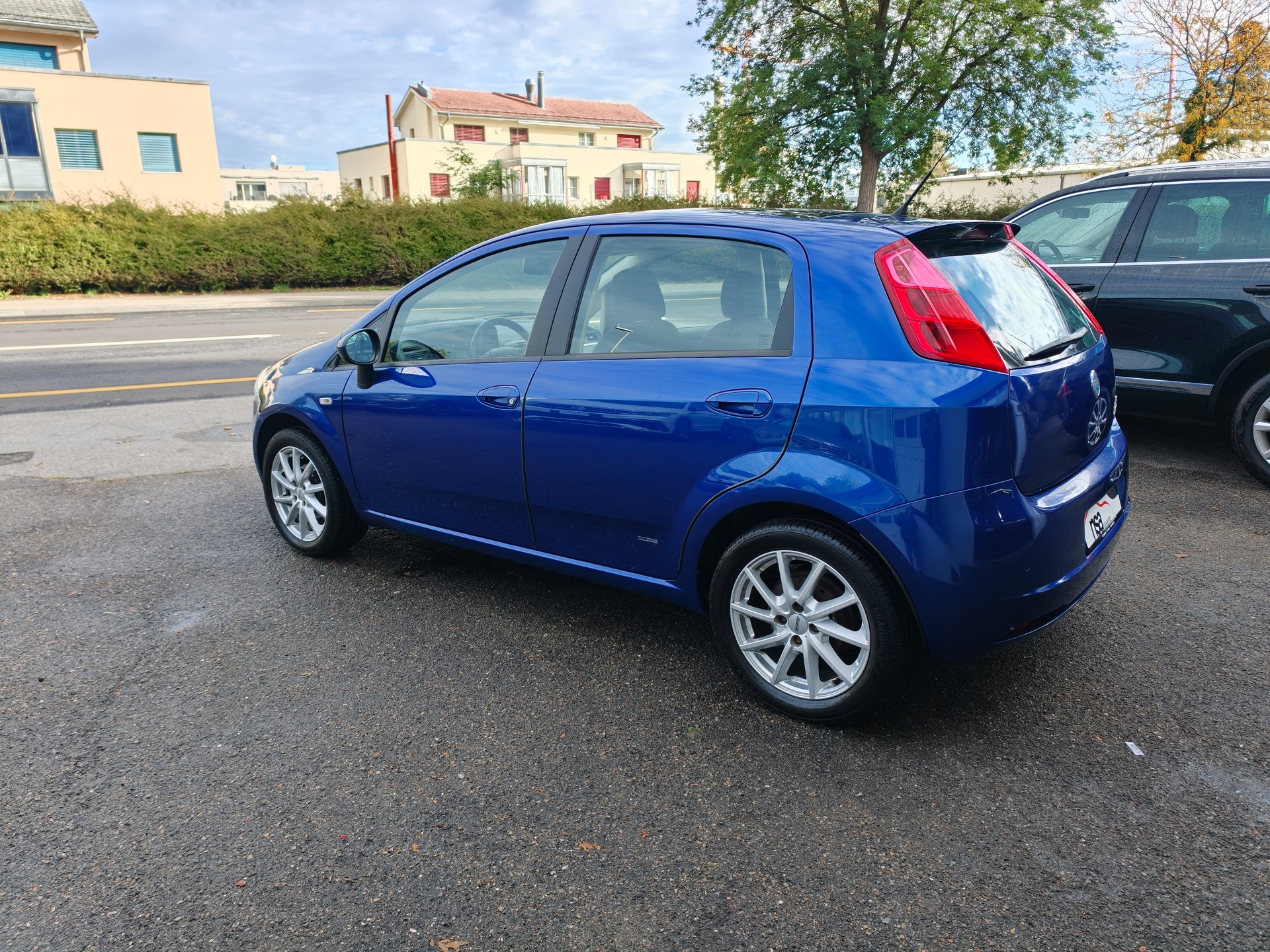 FIAT Punto 1.4 Emotion Design "GIUGIARO"-image-5