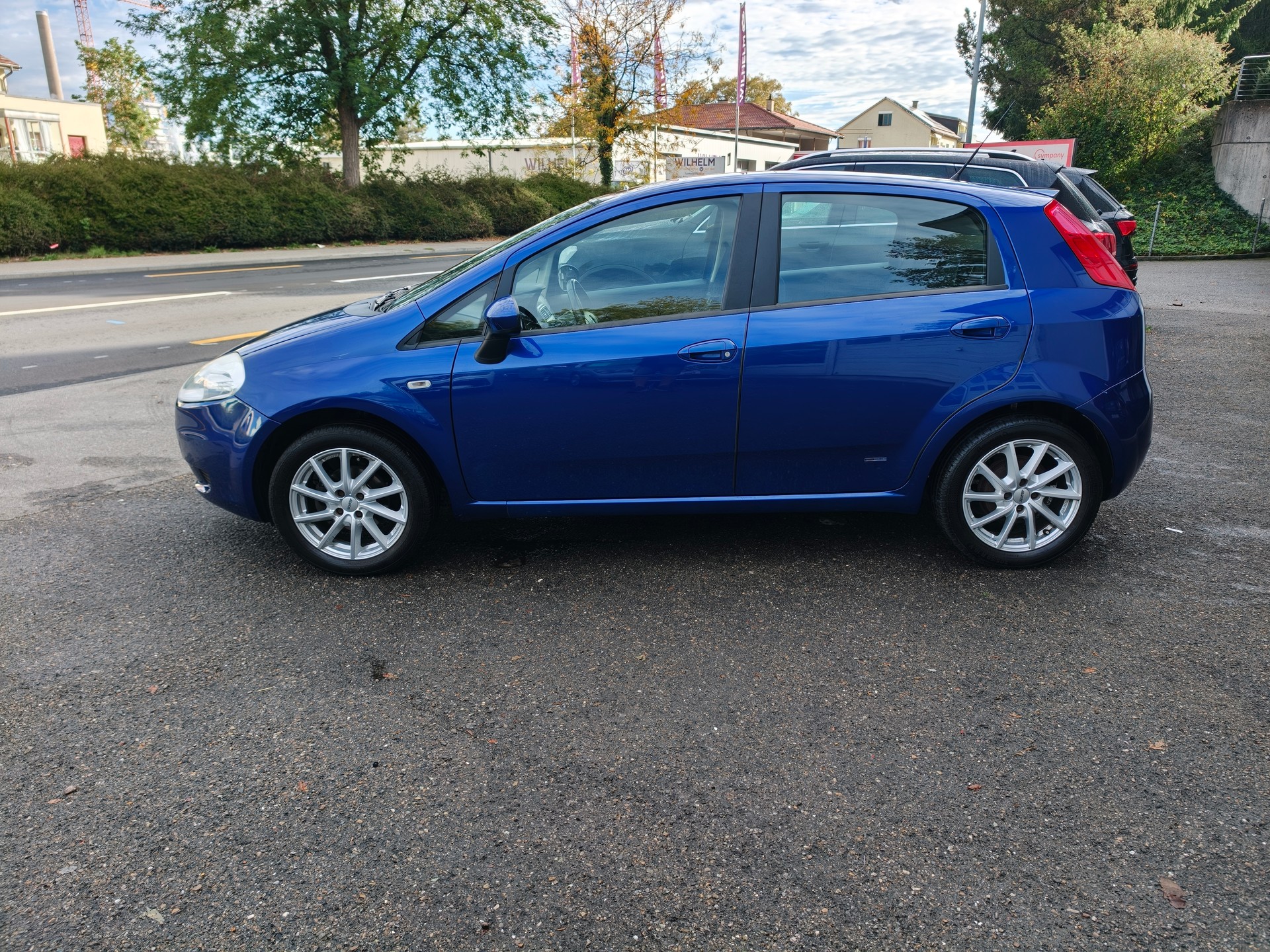 FIAT Punto 1.4 Emotion Design "GIUGIARO"-image-6