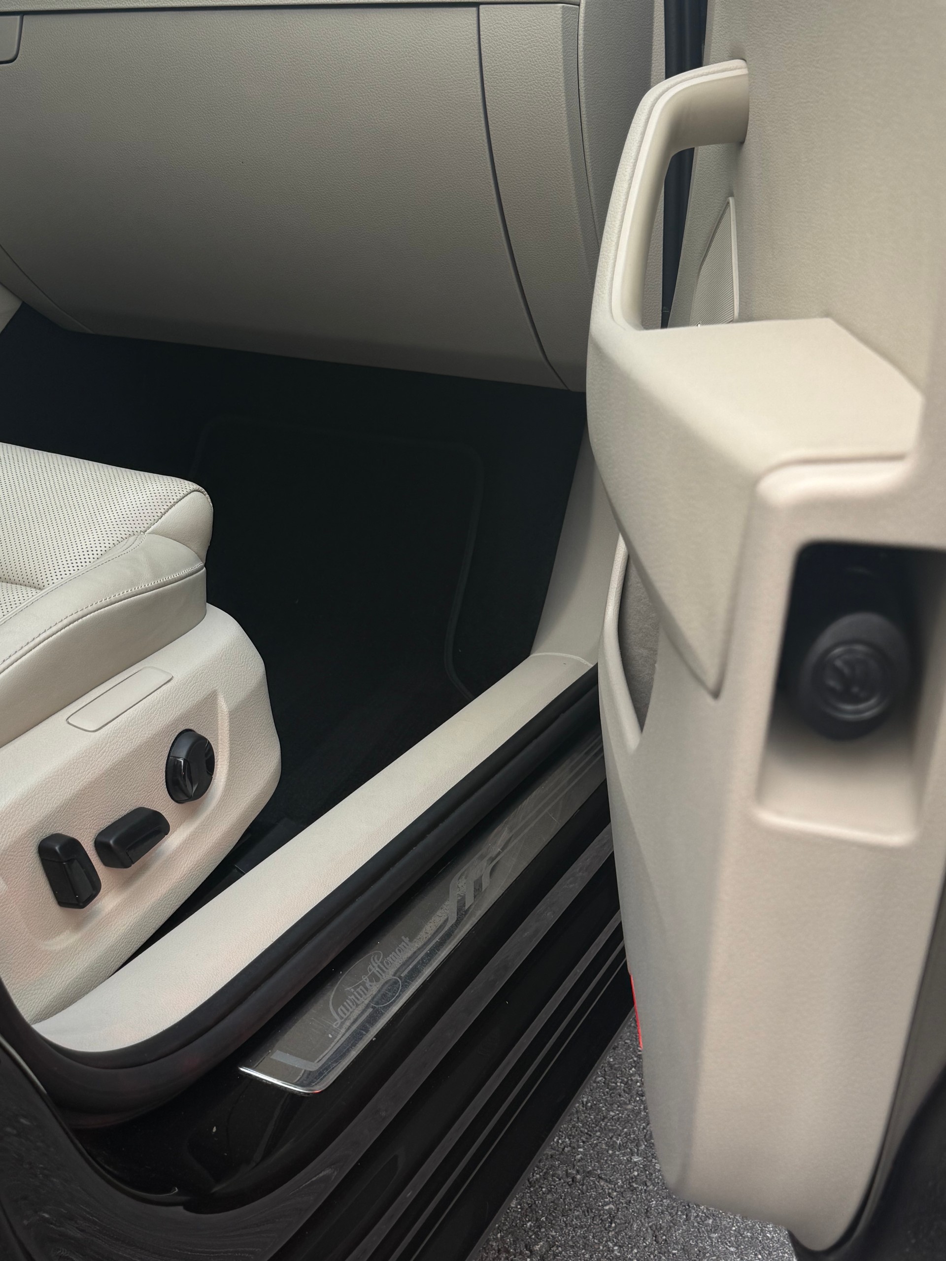 SKODA Superb 2.0TSI L&K 4x4 DSG-image-18