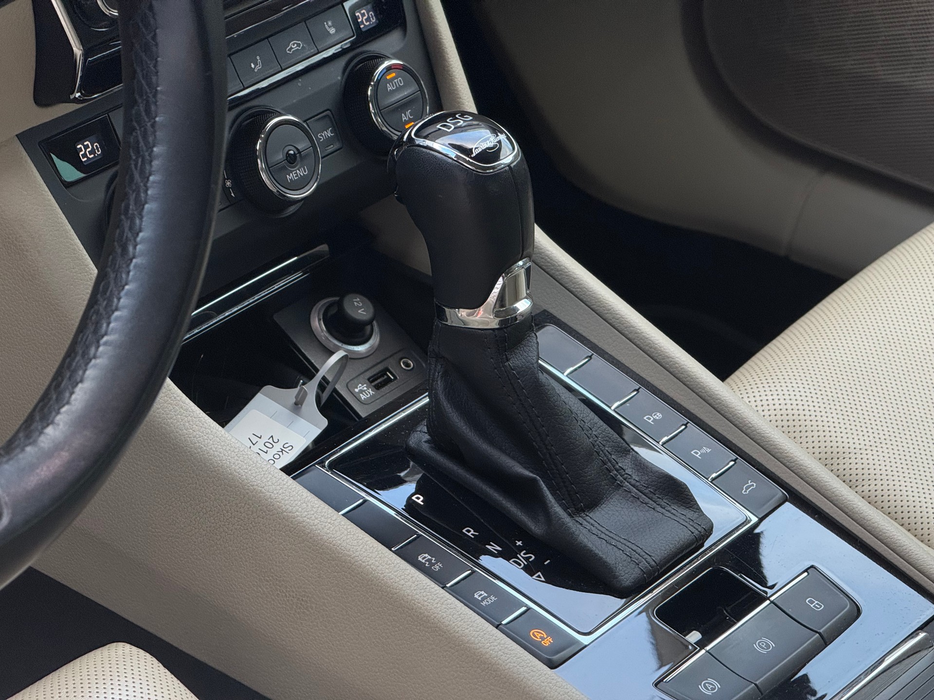SKODA Superb 2.0TSI L&K 4x4 DSG-image-5