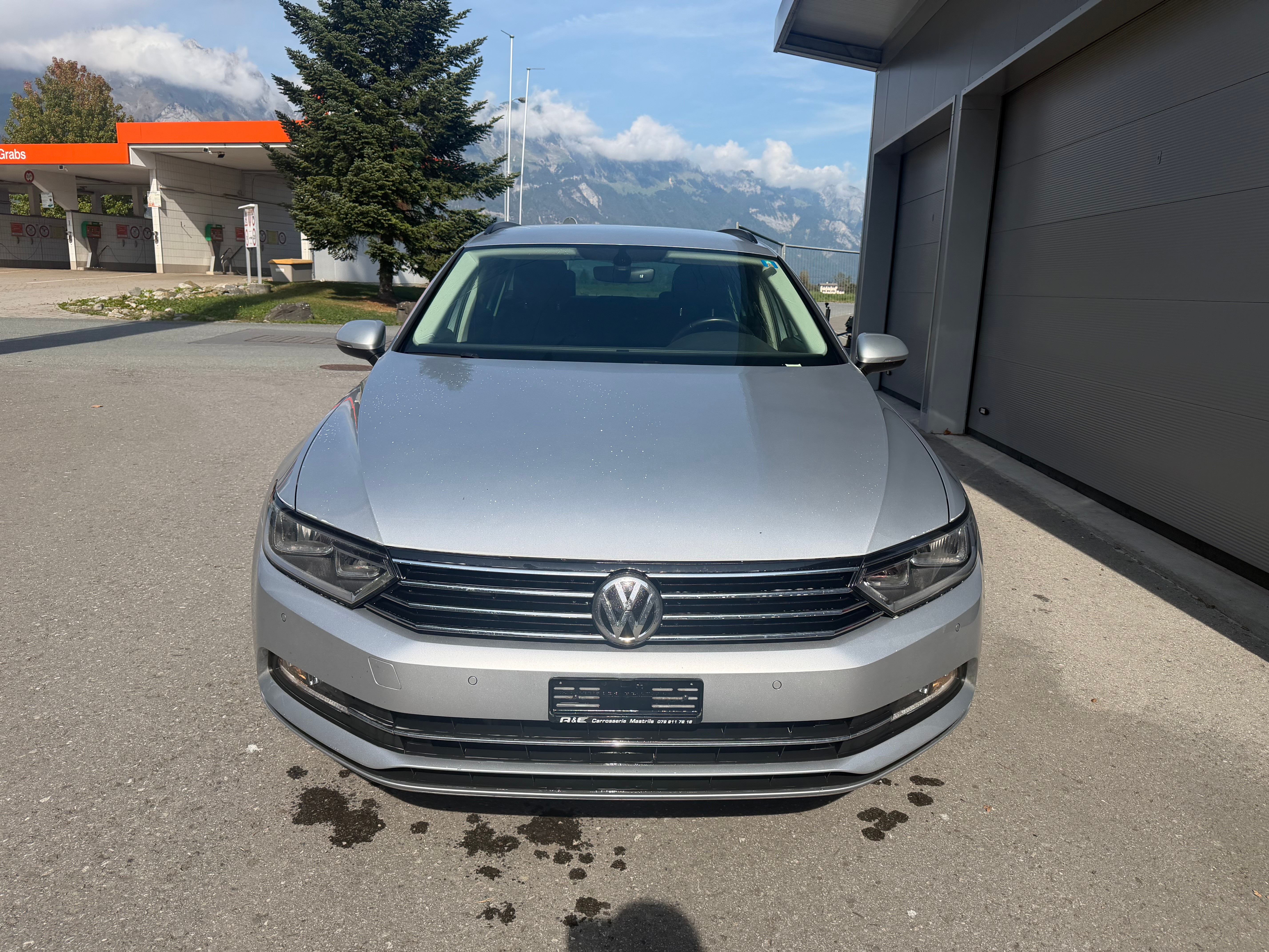 Car photo
