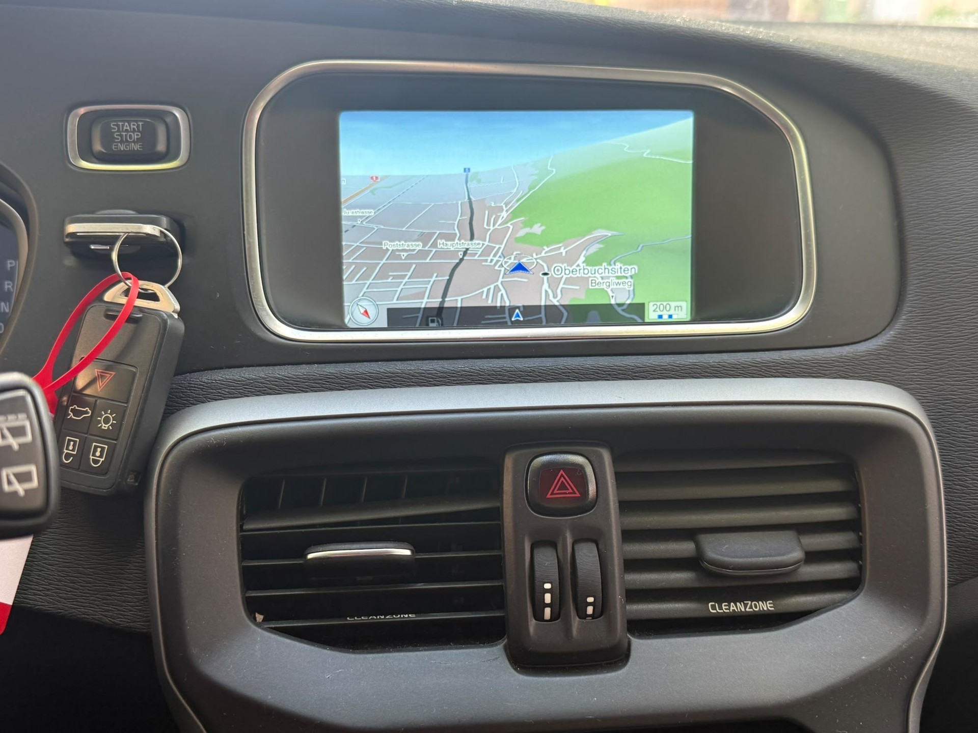VOLVO V40 D3 Dynamic Edition Geartronic-image-4