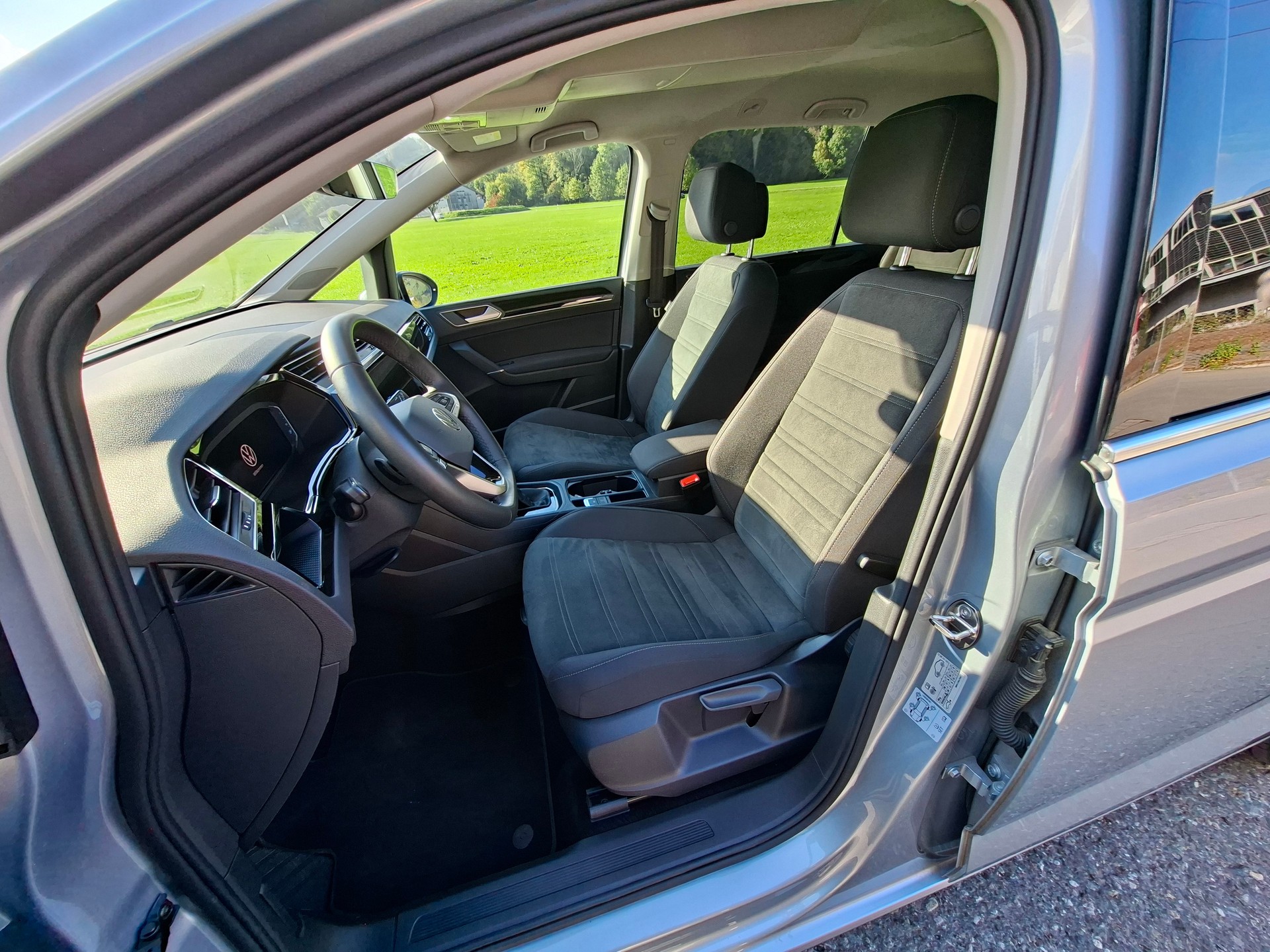 VW Touran 1.5 TSI EVO Highline DSG *Anhängerkupplung&Herstellergarantie*-image-8