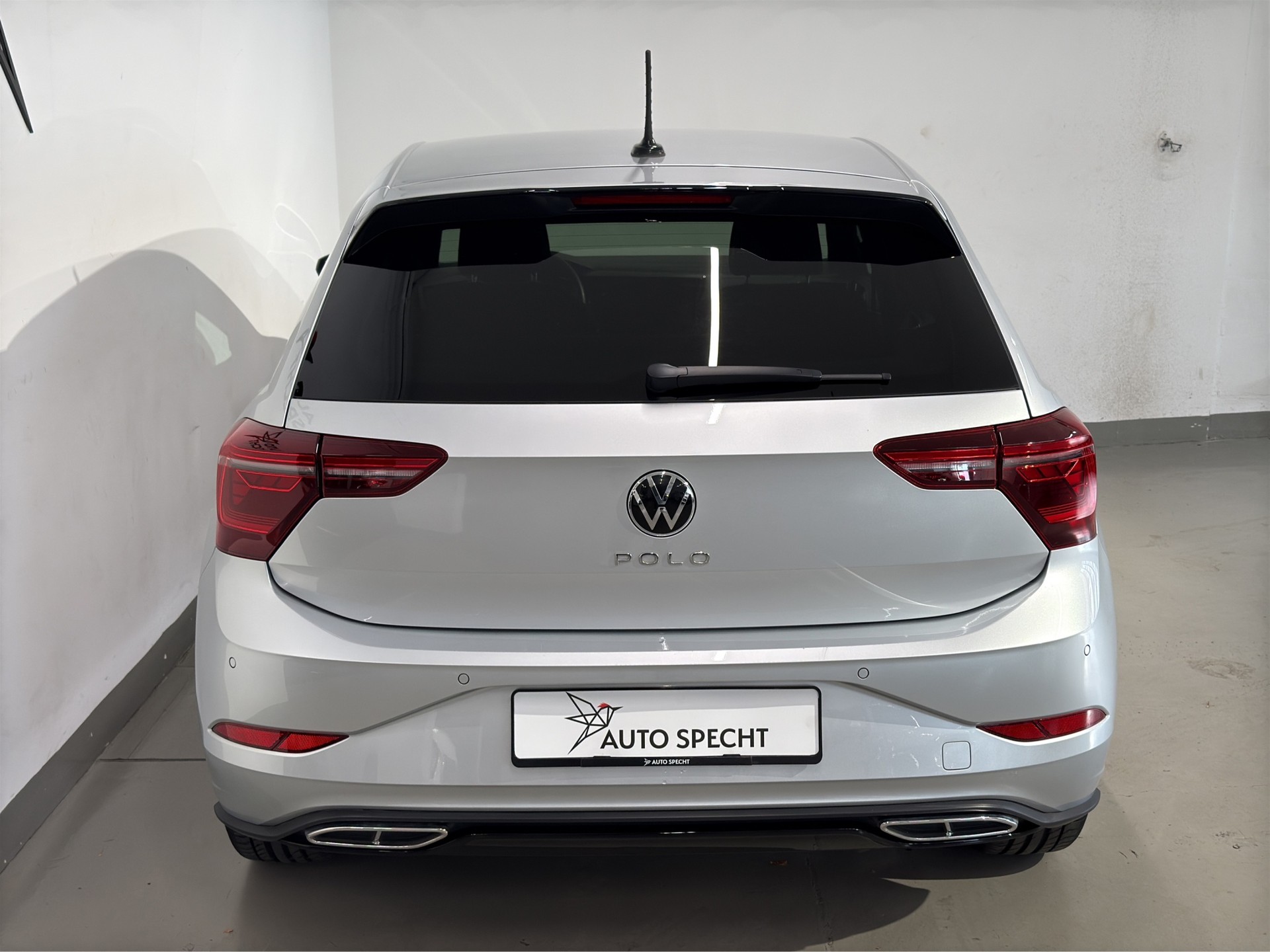 VW Polo 1.0 TSI R-Line DSG-image-6