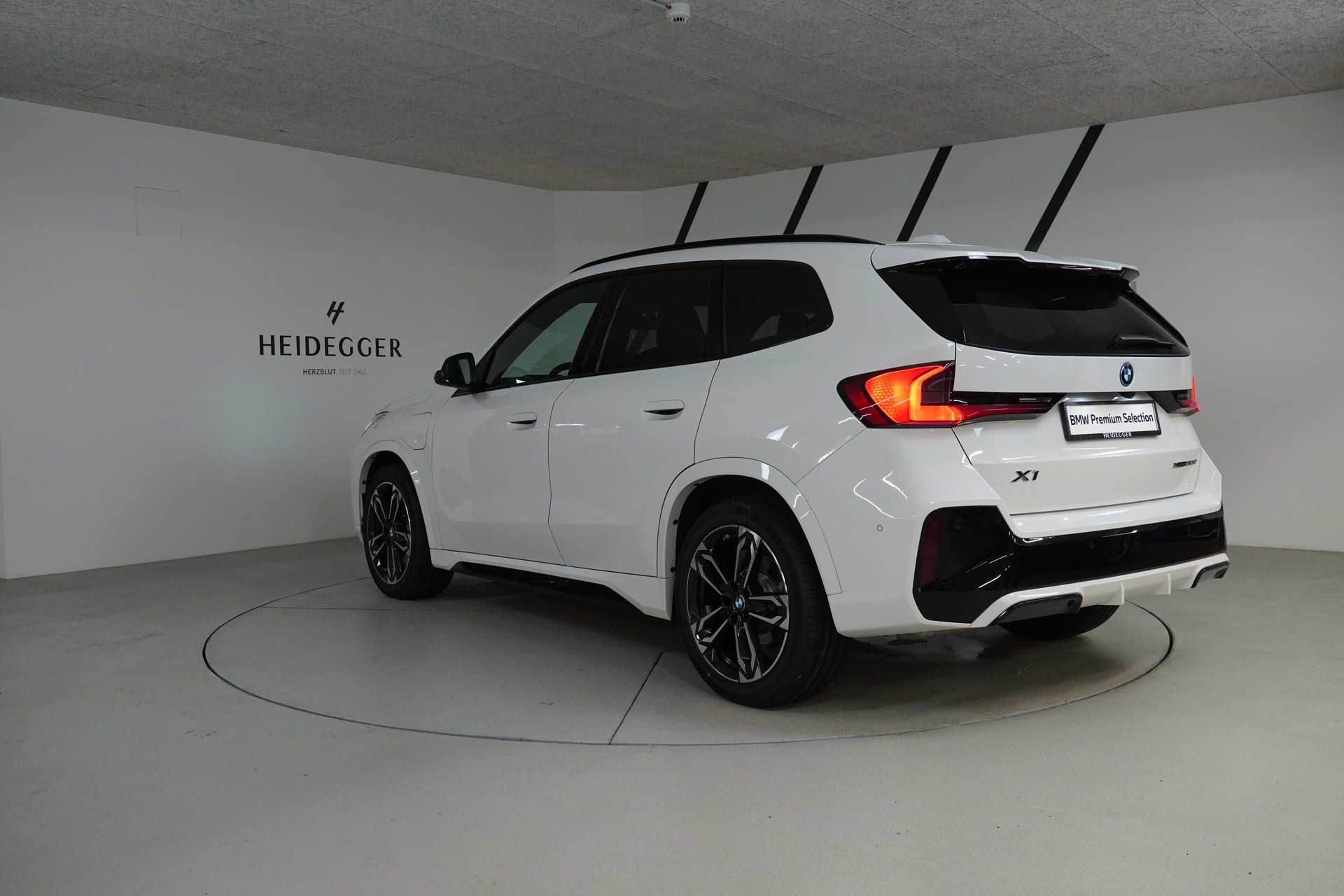 BMW X1 xDrive 30e M Sport-image-5