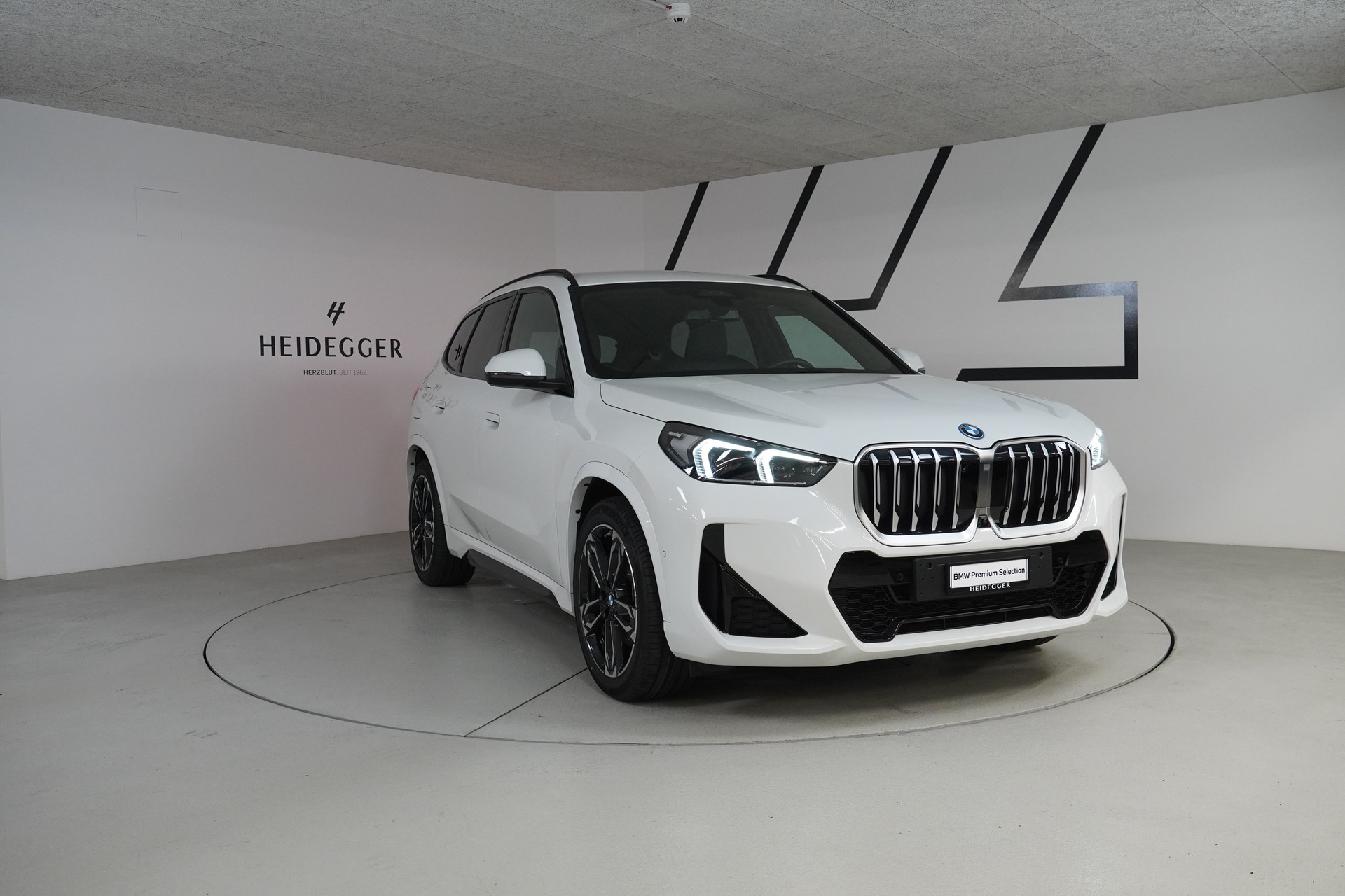 BMW X1 xDrive 30e M Sport-image-3