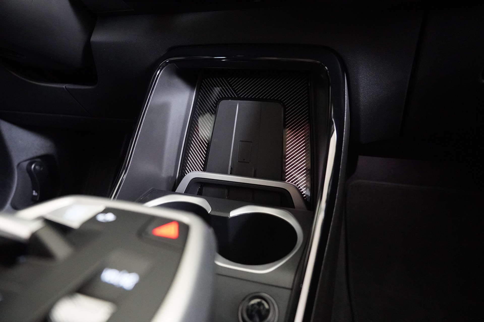 BMW X1 xDrive 30e M Sport-image-25