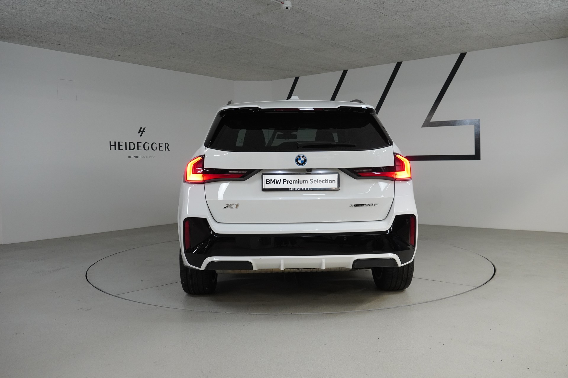 BMW X1 xDrive 30e M Sport-image-6