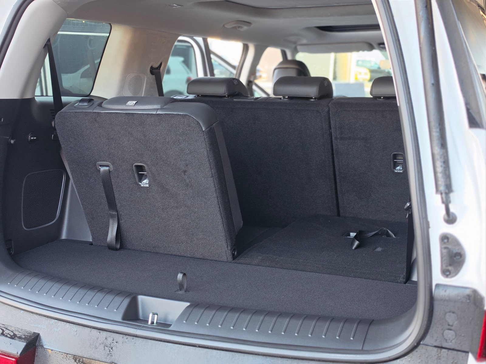 Hyundai Santa Fe 1.6 HEV Amp. 4WD — photo 13