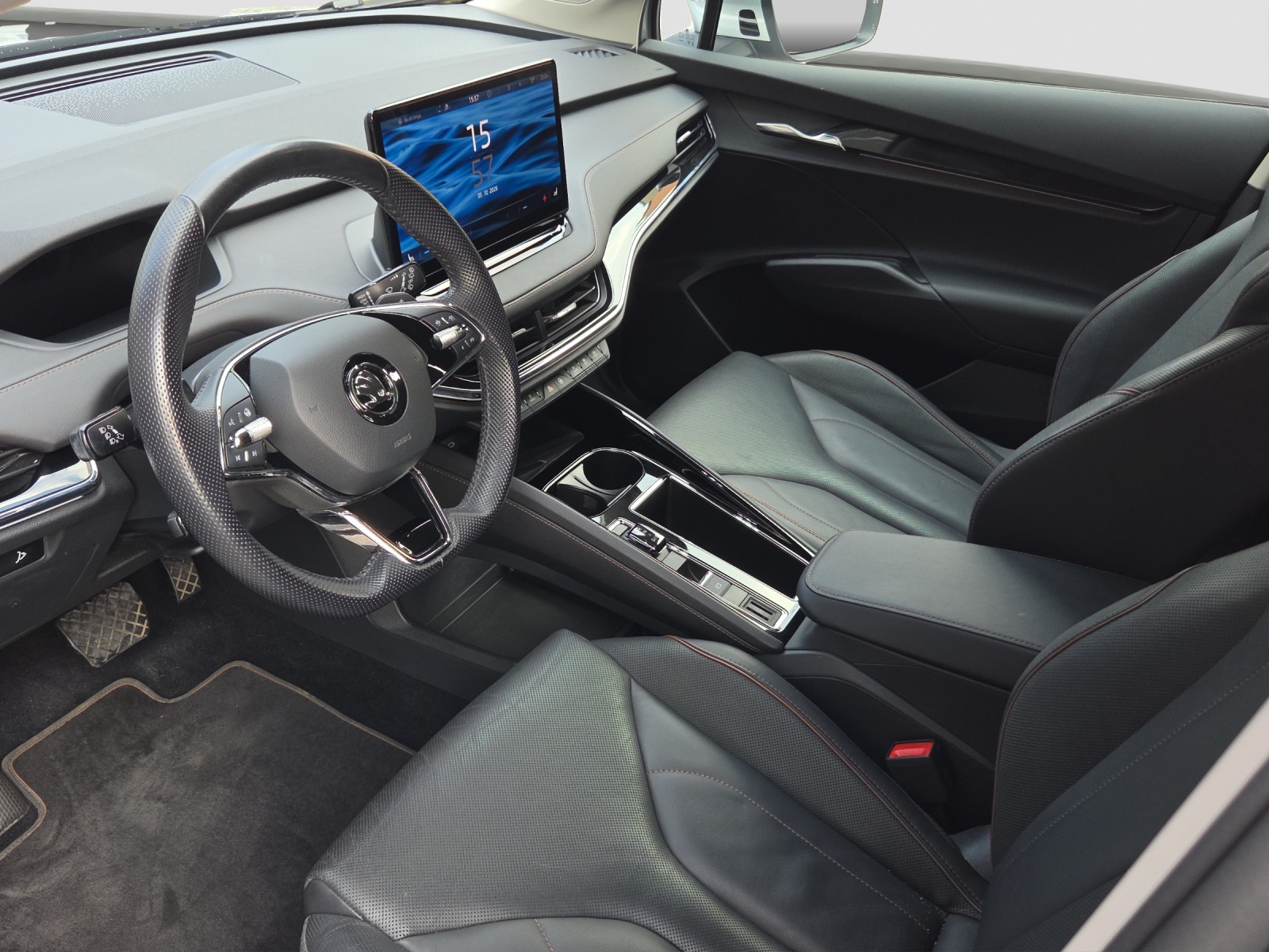 SKODA Enyaq iV 80-image-7