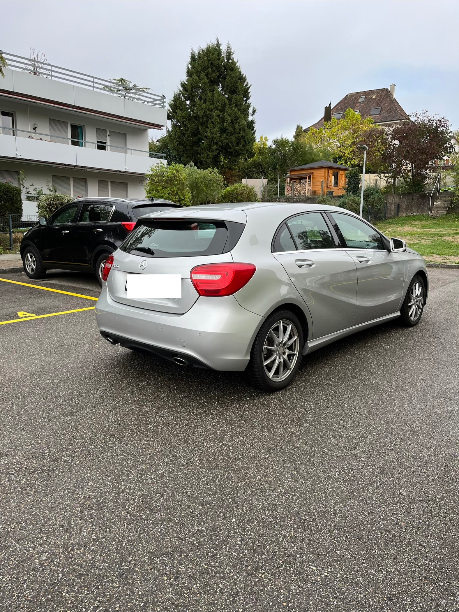 MERCEDES-BENZ A 180 Urban-image-2
