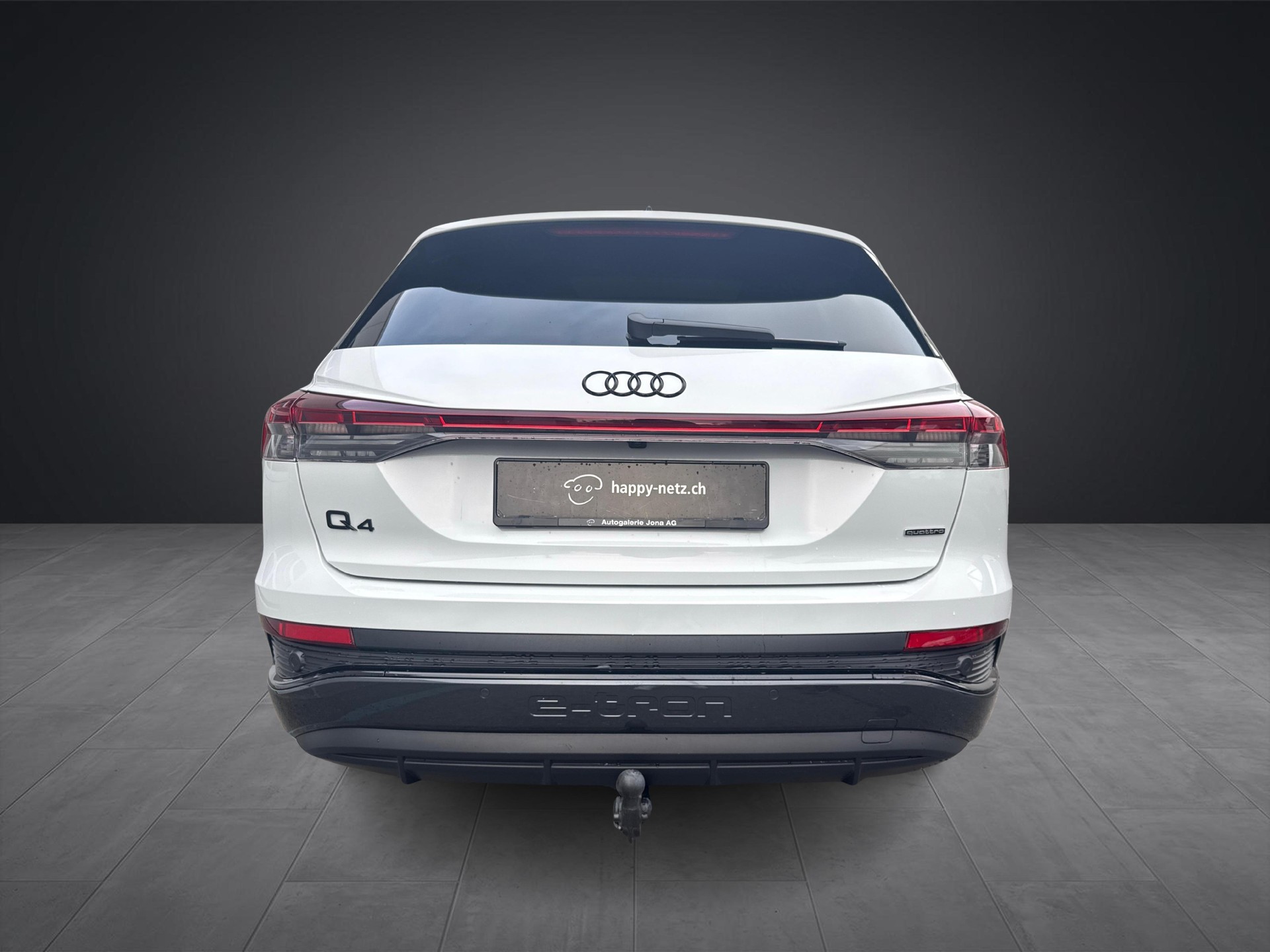AUDI Q4 e-tron 55 quattro-image-10