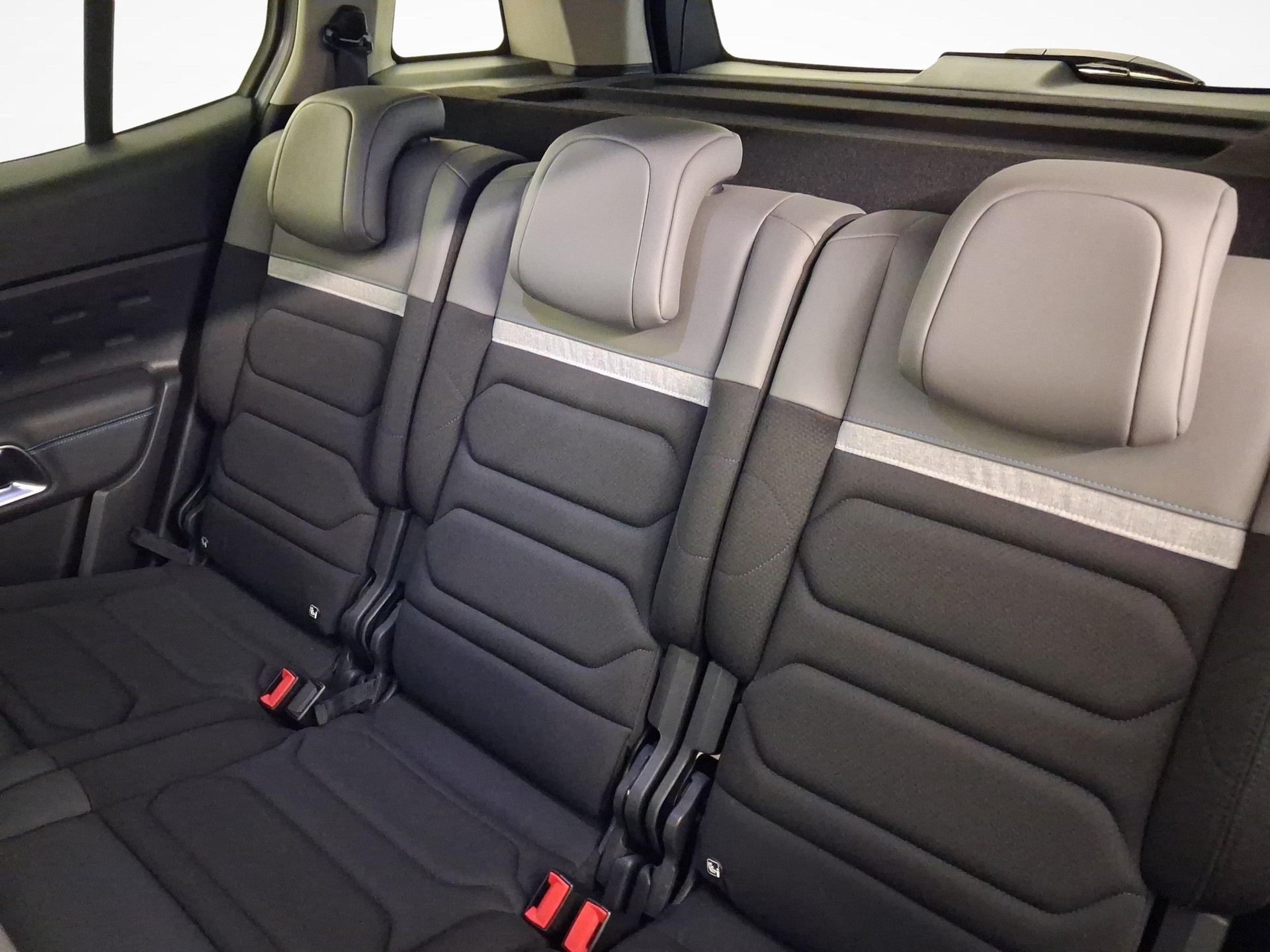 CITROEN C5 Aircross 1.2 PureTech Swiss Edition-image-10